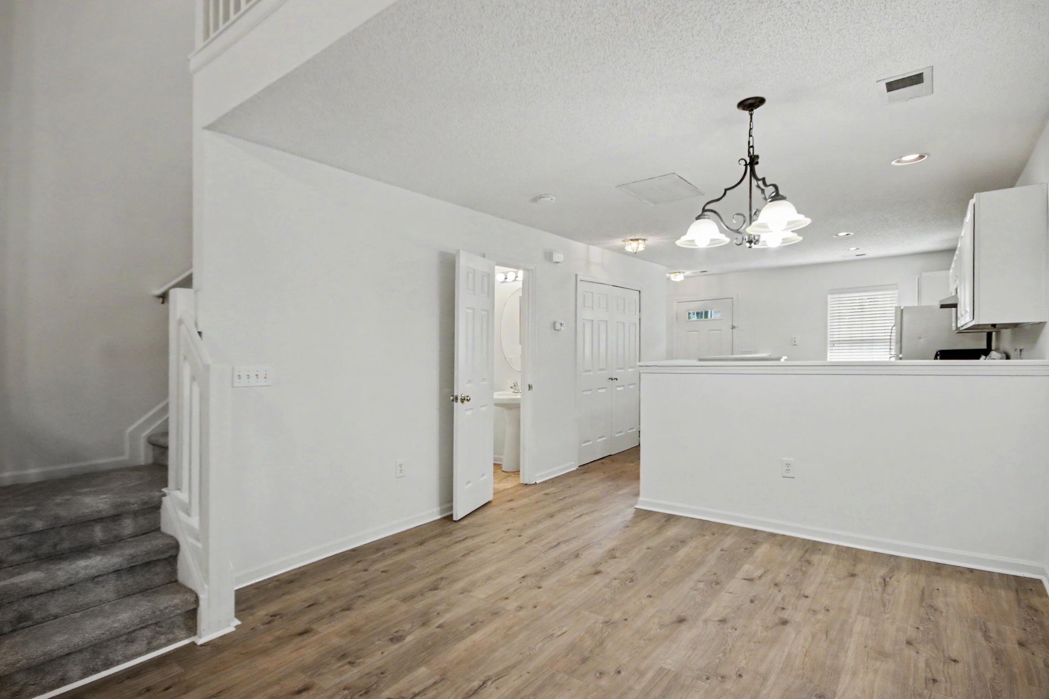 314 Red Rose Blvd. Property Photo 12