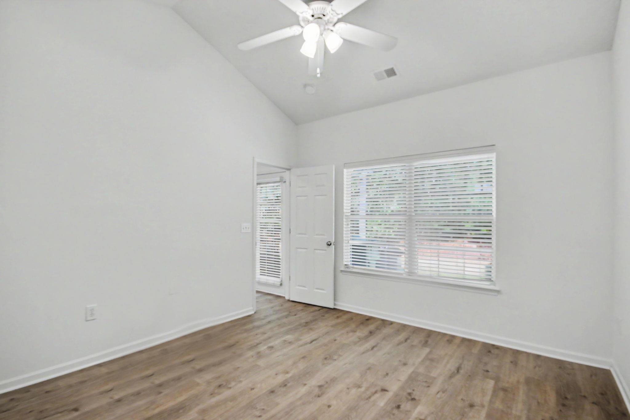 314 Red Rose Blvd. Property Photo 15