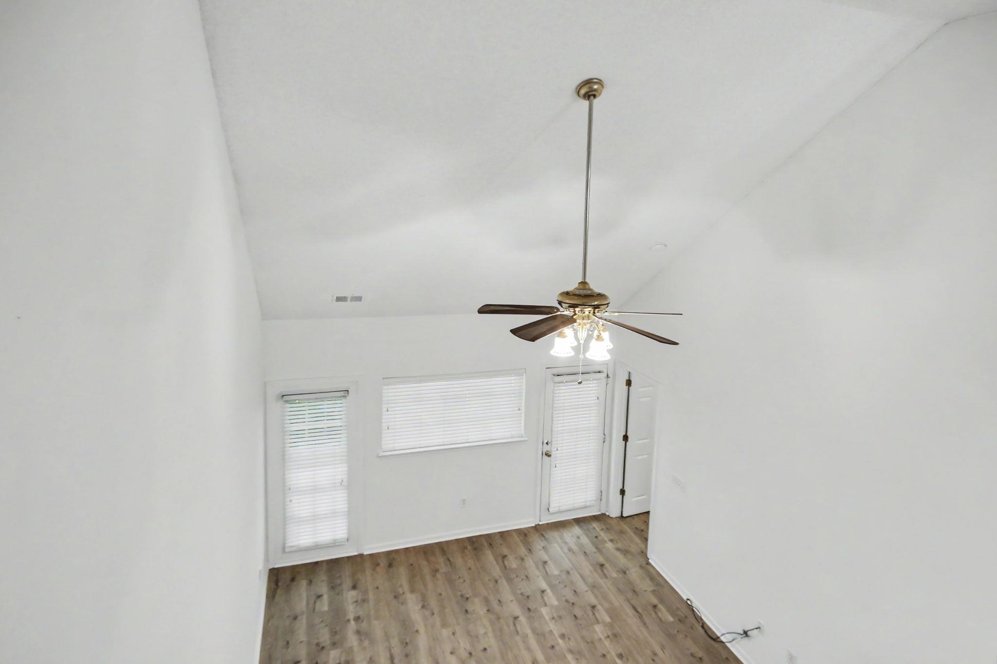 314 Red Rose Blvd. Property Photo 31