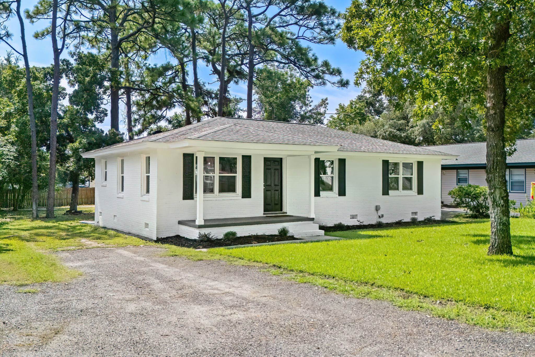 3816 Pine Lake Dr. Property Photo 6
