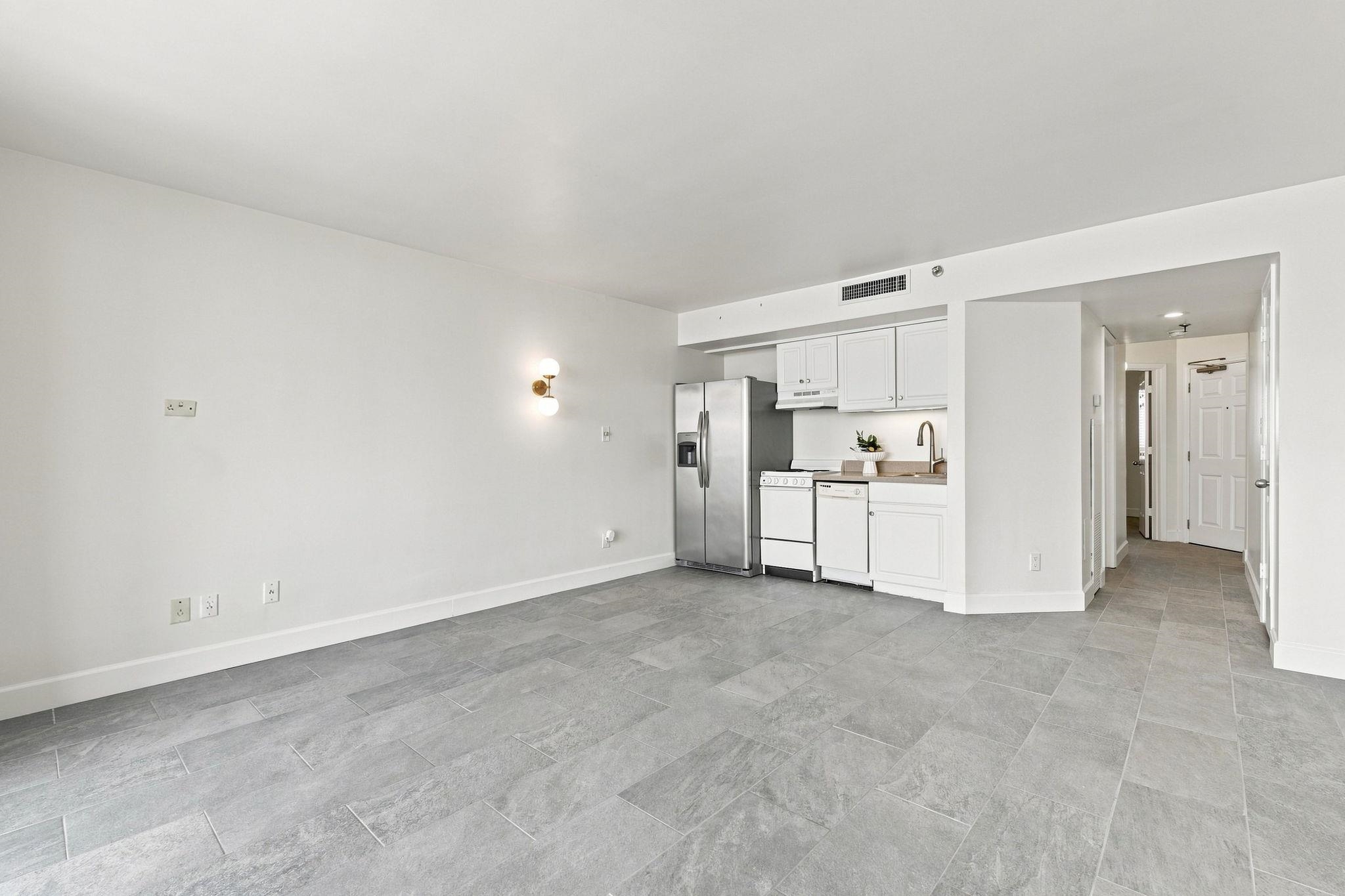 5523 North Ocean Blvd. Property Photo 9