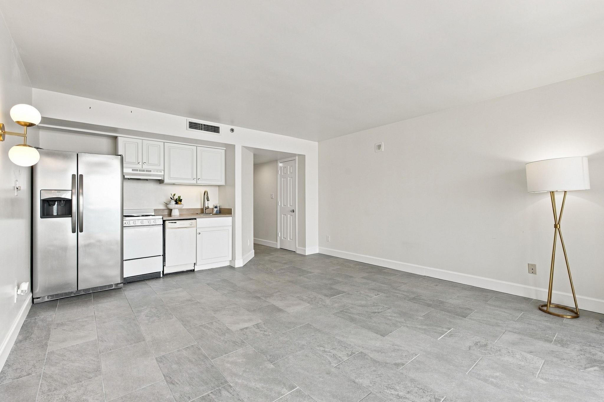 5523 North Ocean Blvd. Property Photo 10