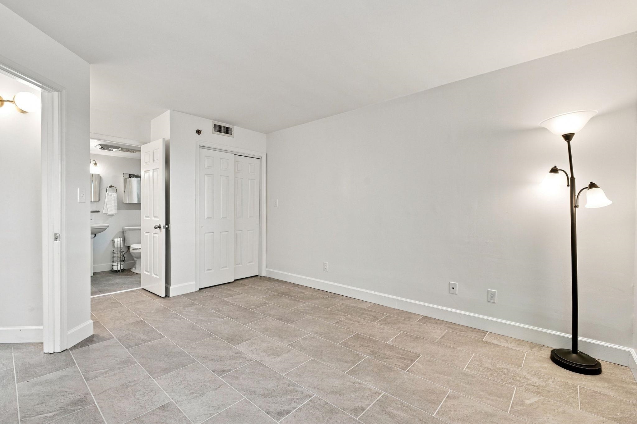 5523 North Ocean Blvd. Property Photo 21
