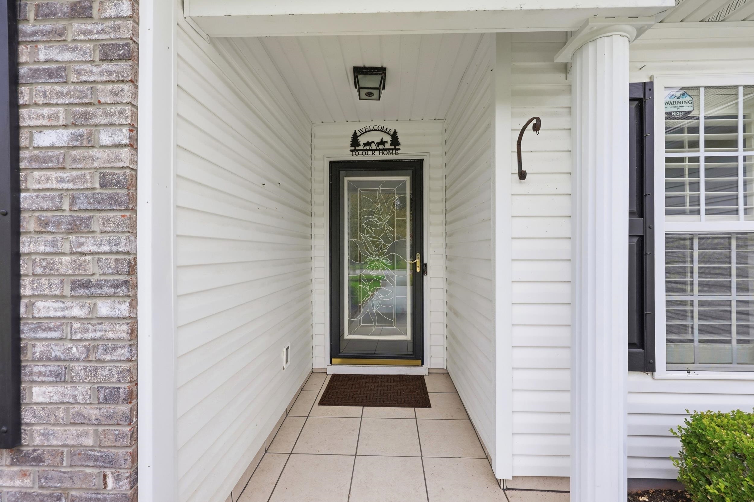 303 Vermillion Dr. Property Photo 5