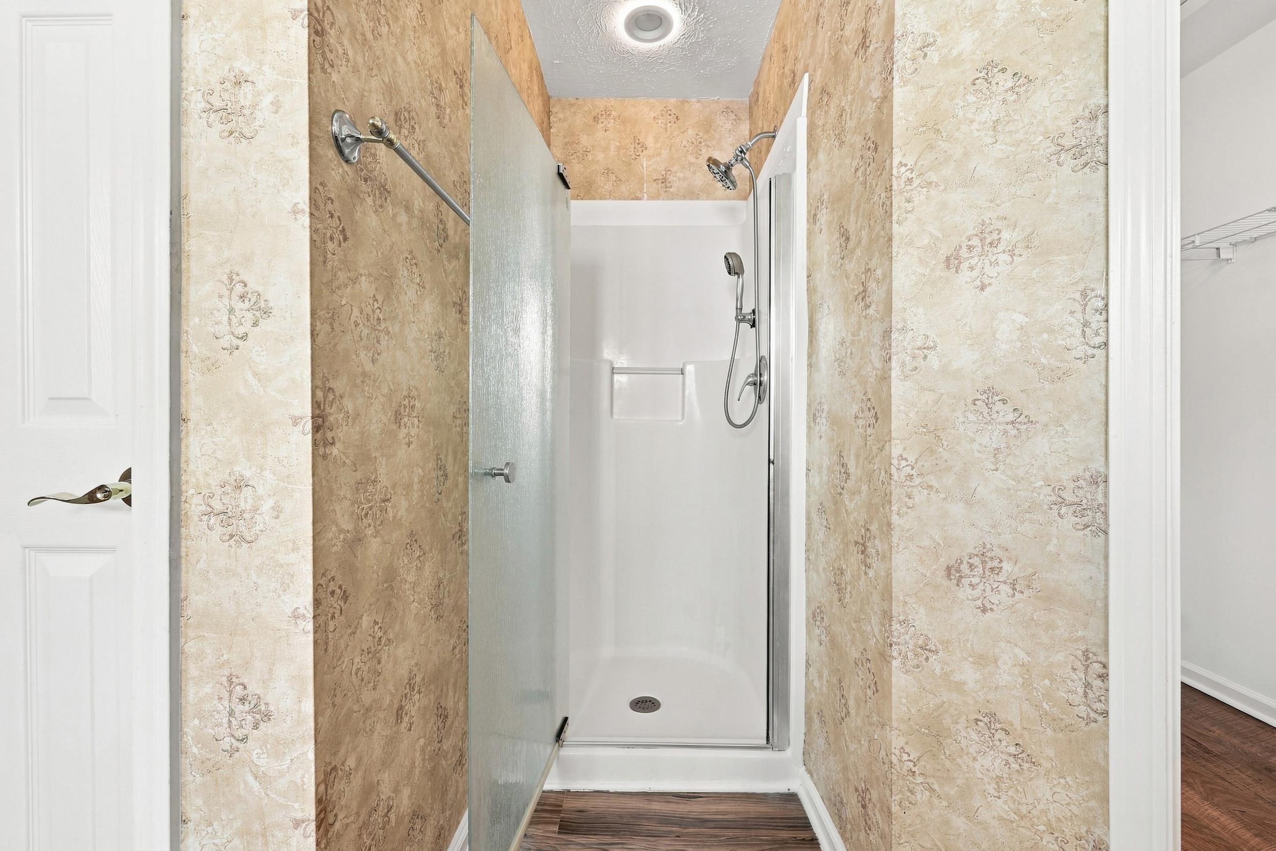 303 Vermillion Dr. Property Photo 27