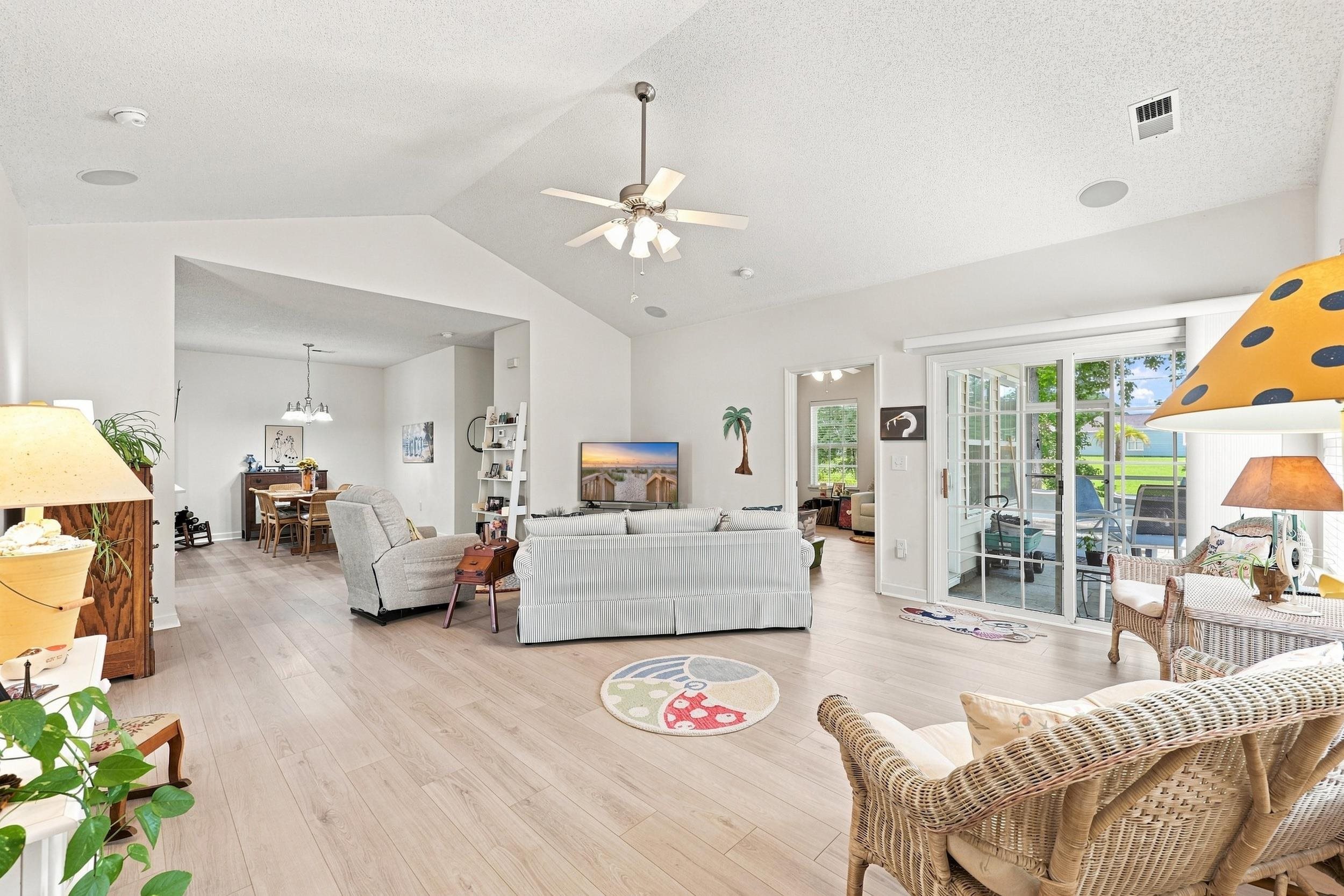 487 Deerfield Links Dr. Property Photo 10