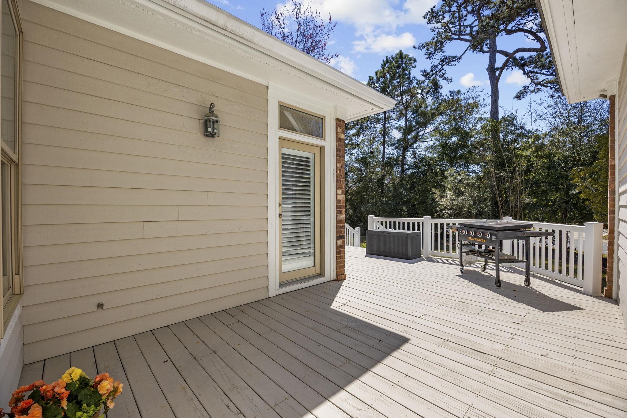 820 Morrall Dr. Property Photo 38