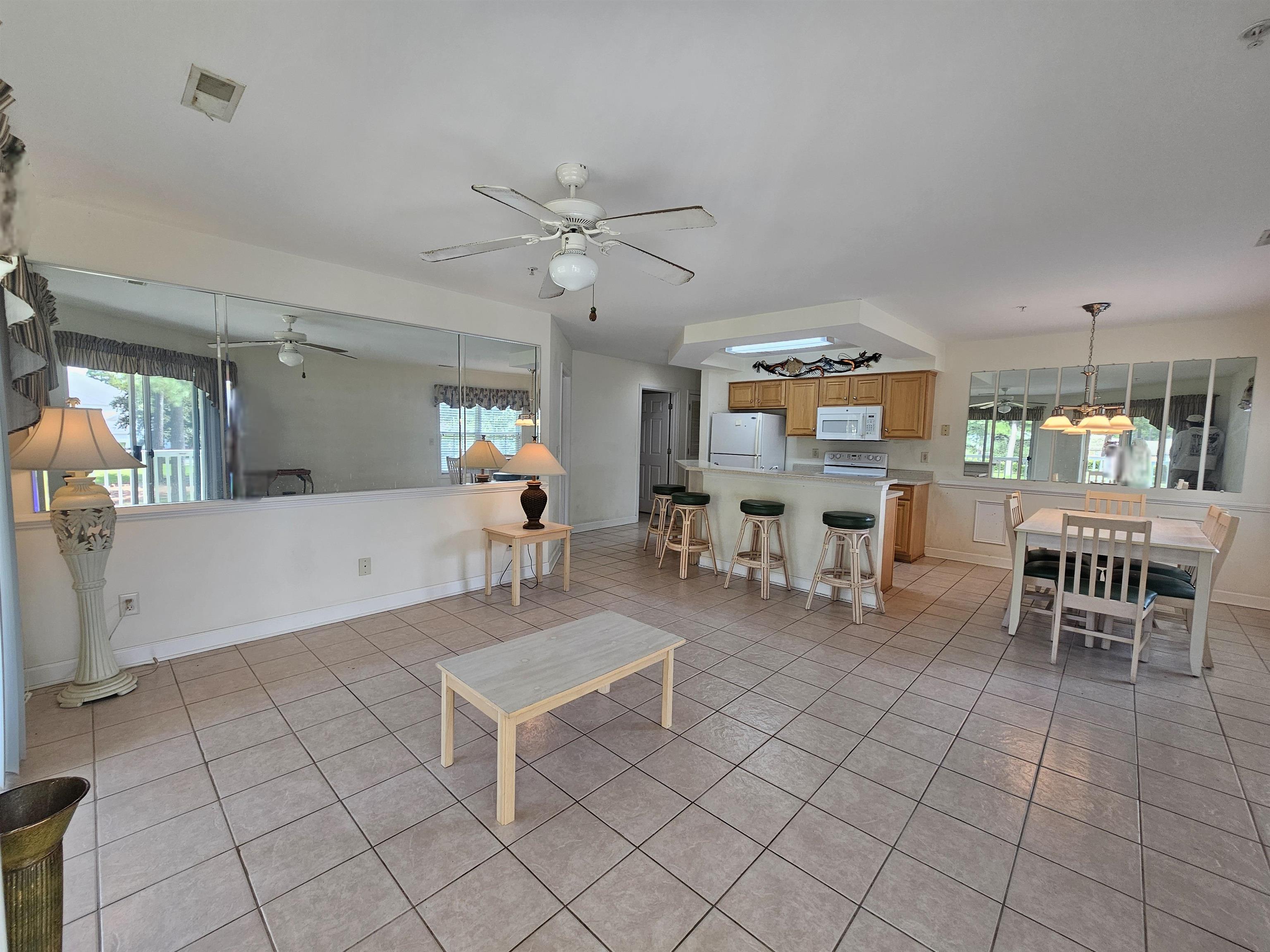 1215 N Middleton Dr. Property Photo 5