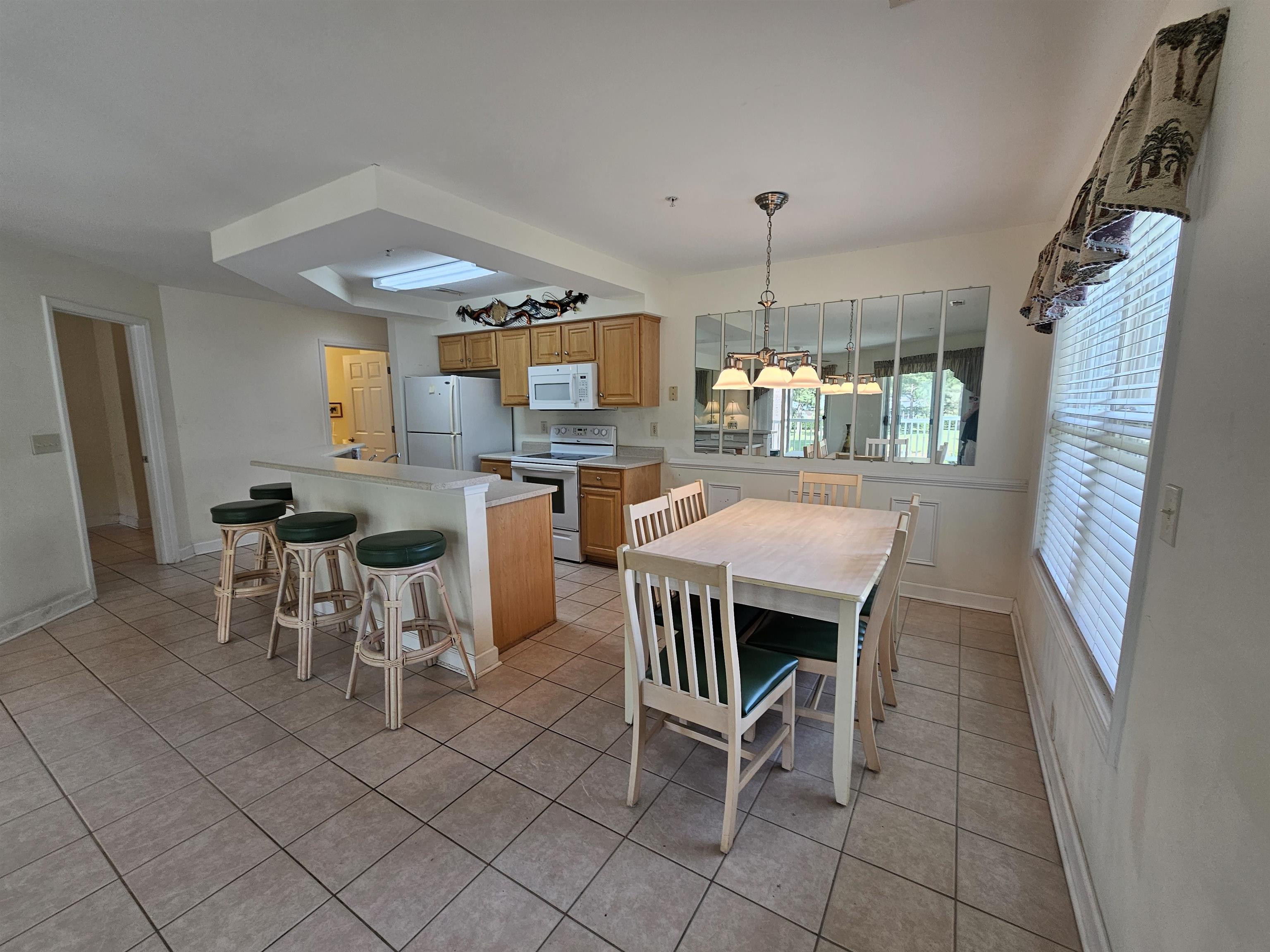 1215 N Middleton Dr. Property Photo 7