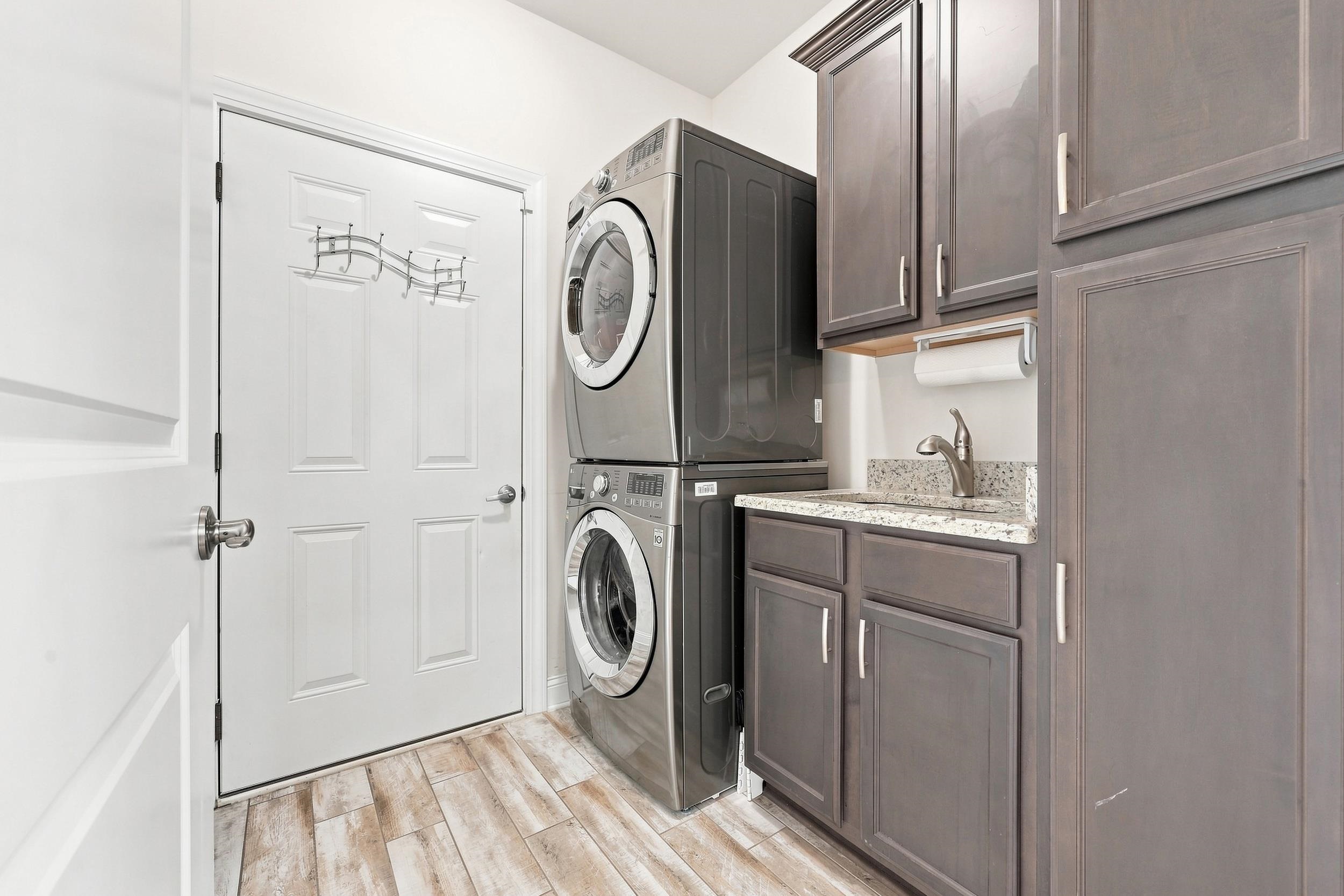 231 Hull St. Property Photo 36