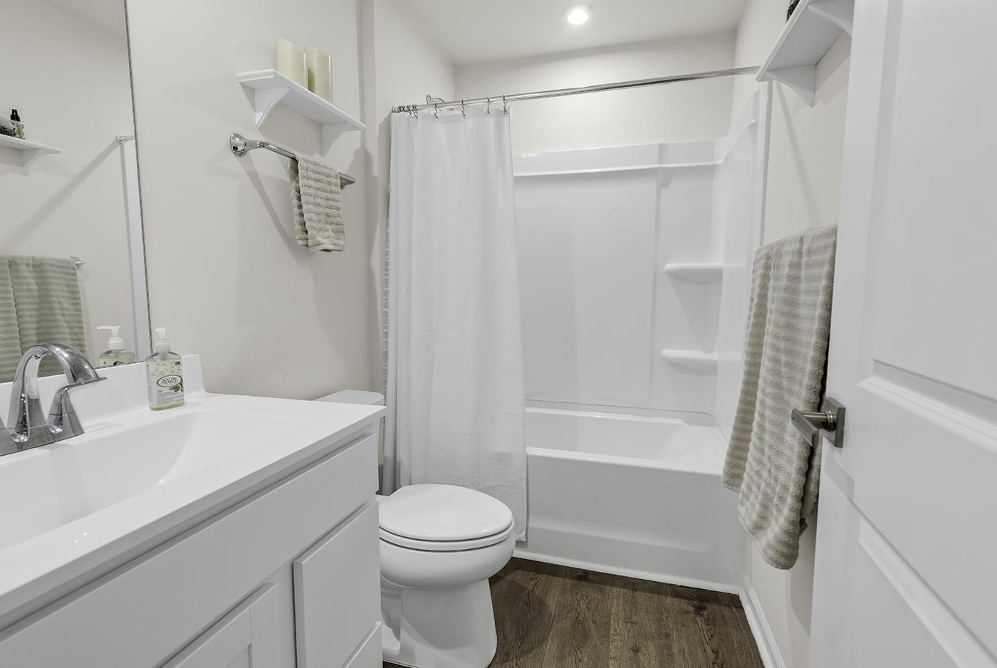 1137 Oak Meadows Dr Property Photo 24