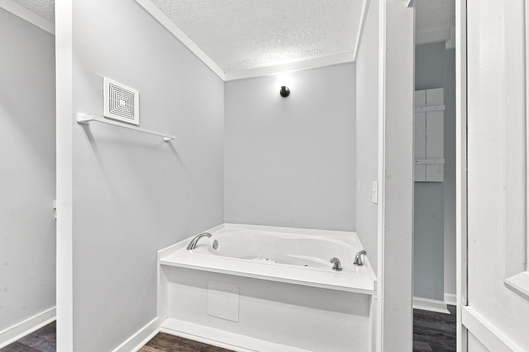 4941 Bass Dr. Property Photo 21