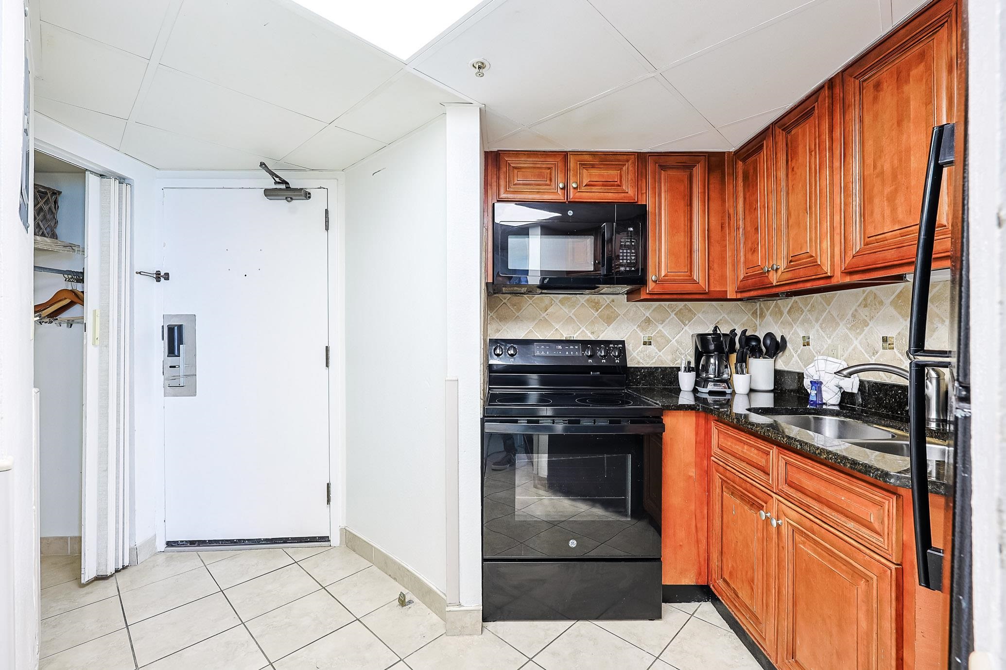 1501 S Ocean Blvd. Property Photo 10