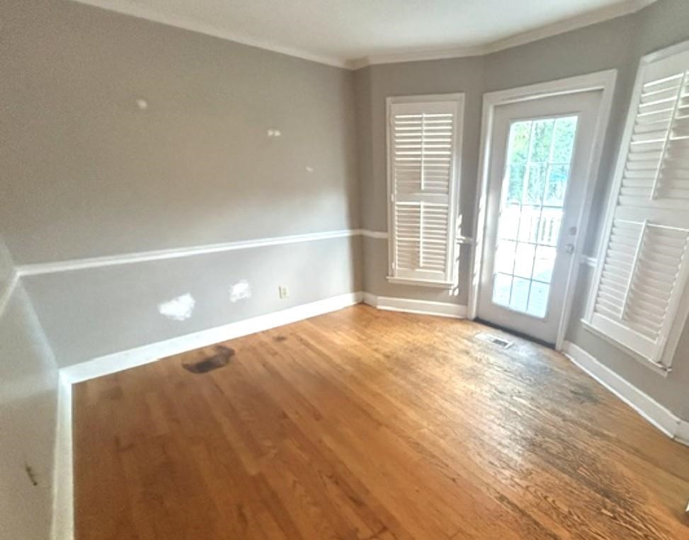 108 E Coker Ln. Property Photo 5