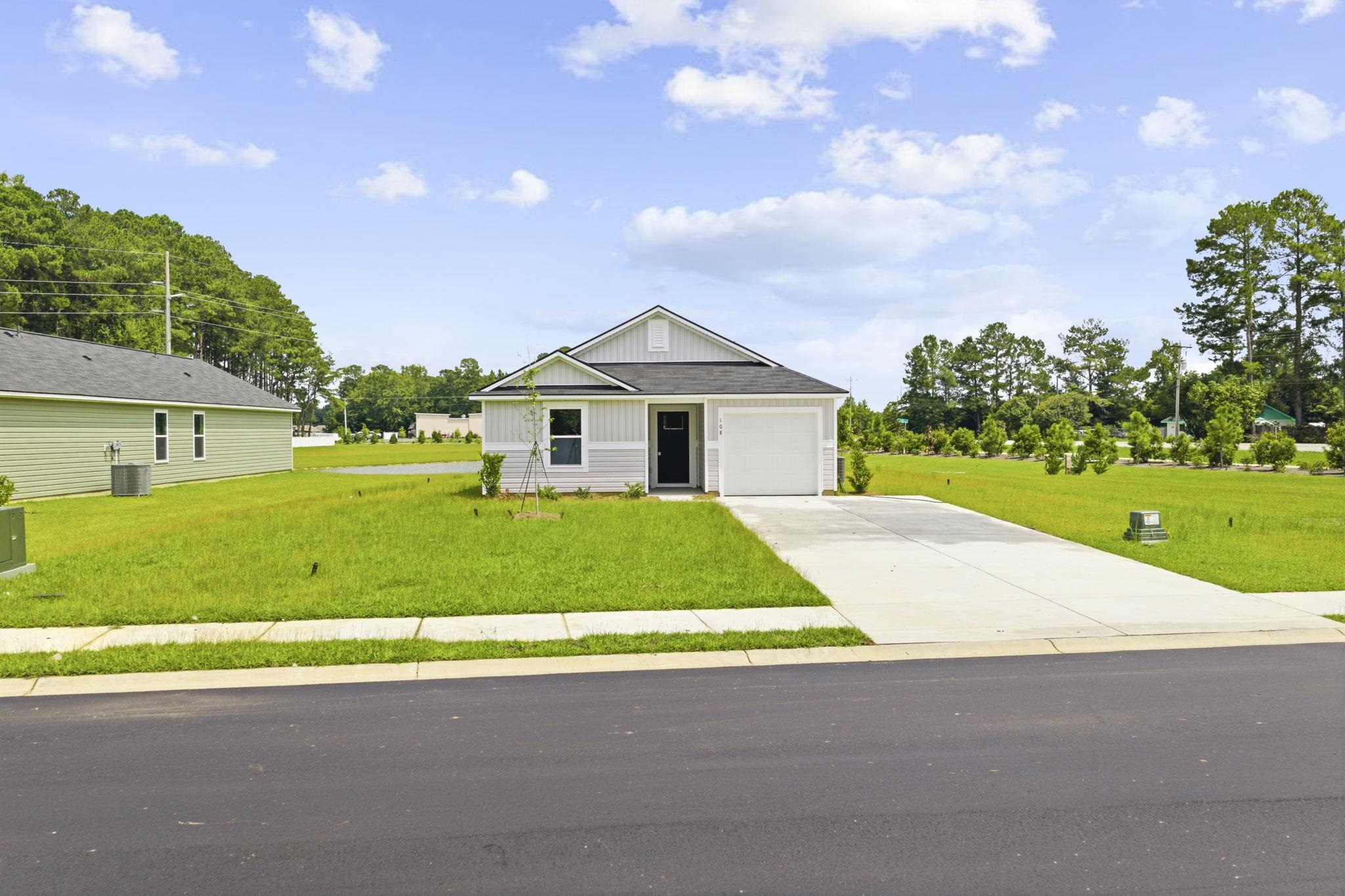 108 Birchwood Dr. Property Photo 2