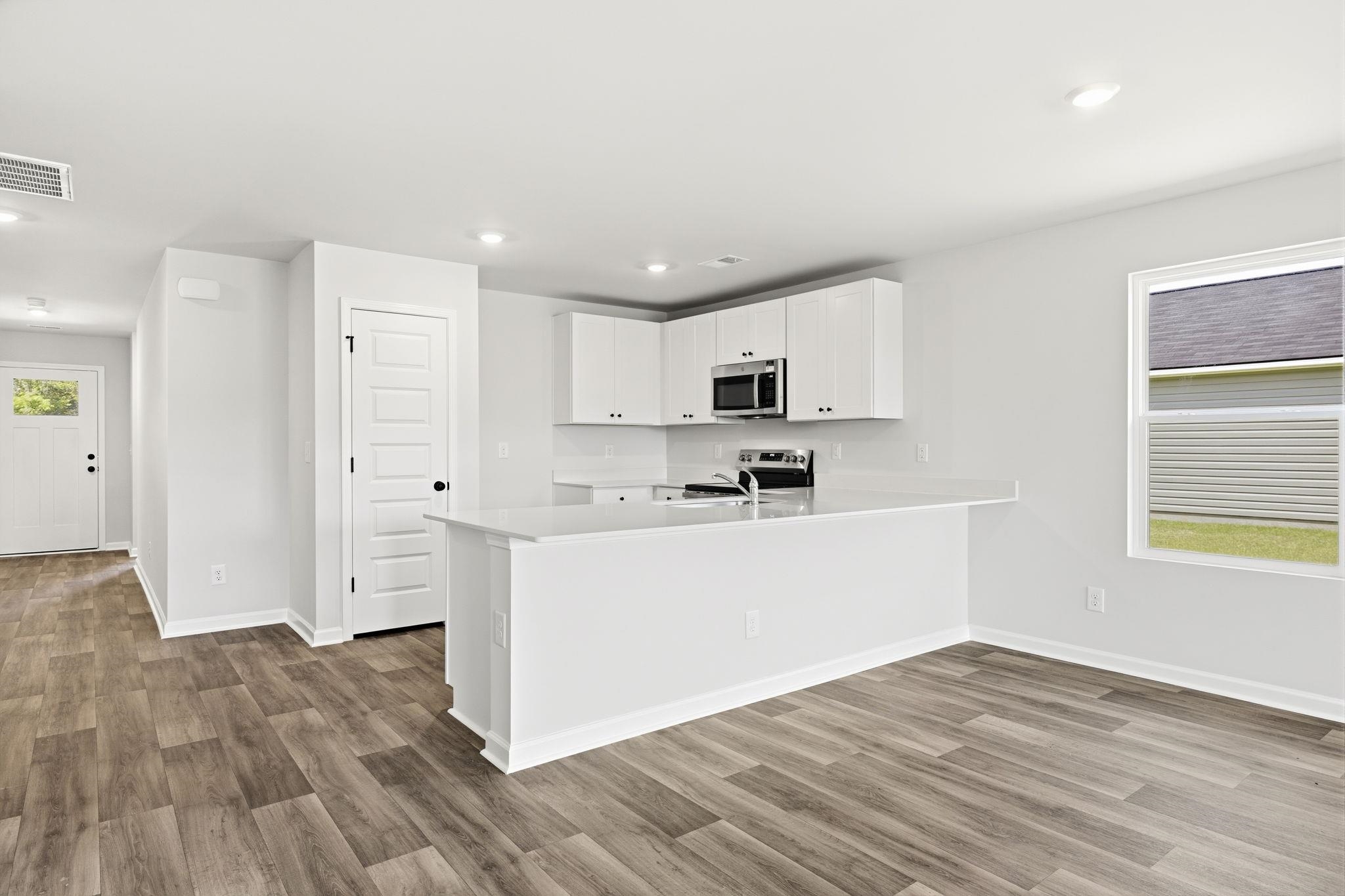 108 Birchwood Dr. Property Photo 11