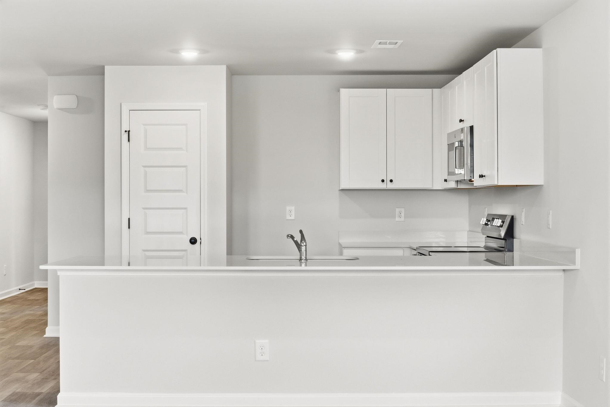 108 Birchwood Dr. Property Photo 14