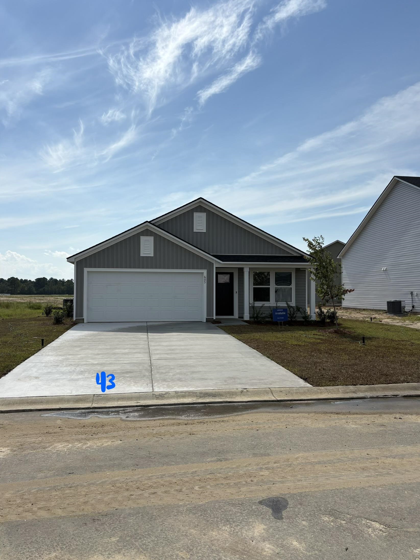 605 Shady Ridge Dr Property Photo 1