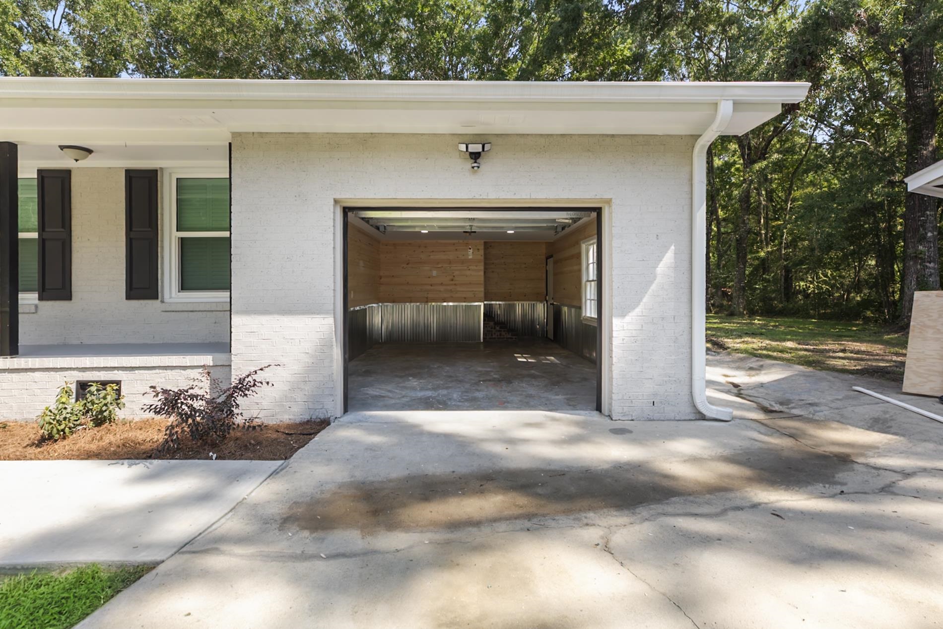 3700 Limerick Rd. Property Photo 6