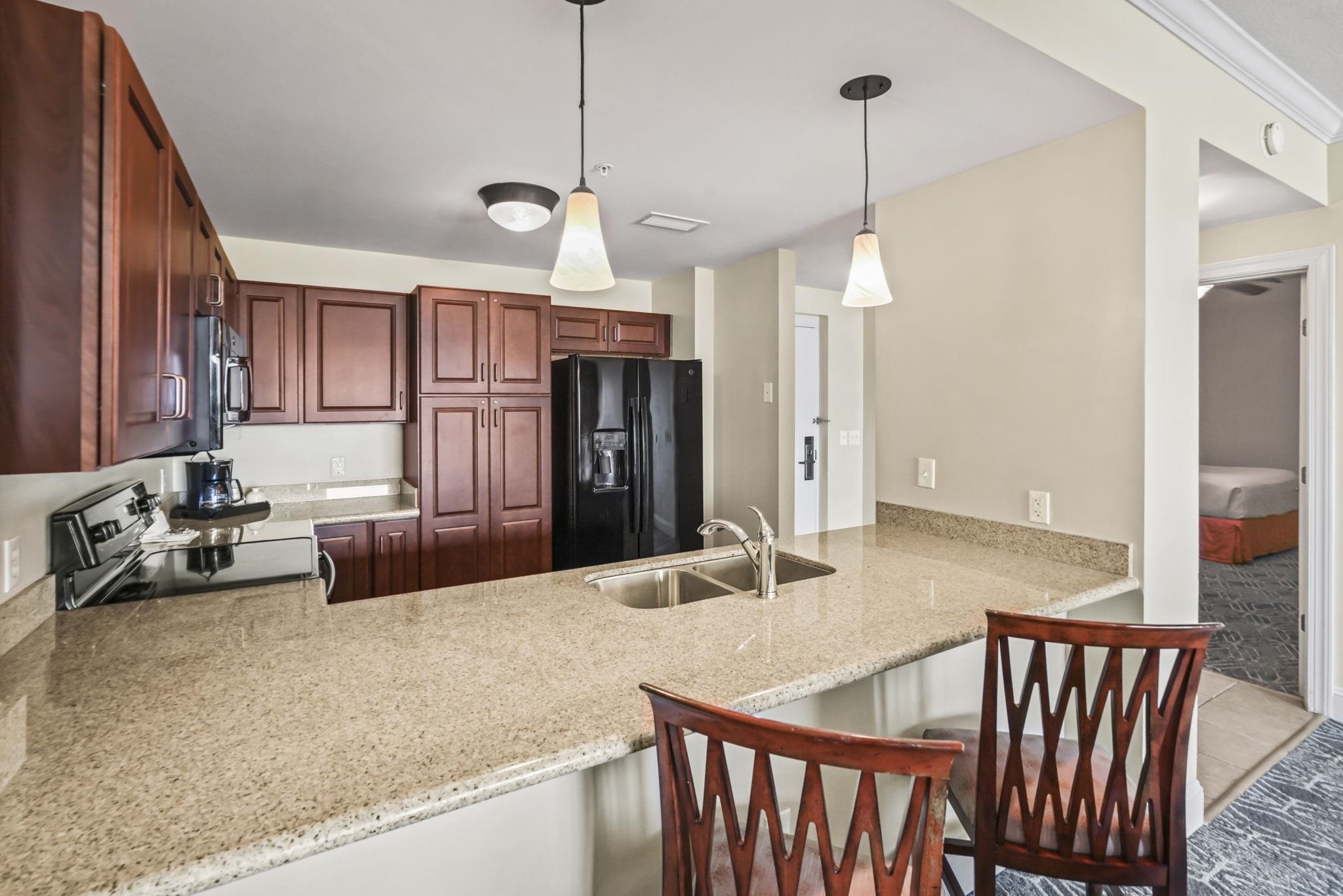 8121 Amalfi Pl. Property Photo 13