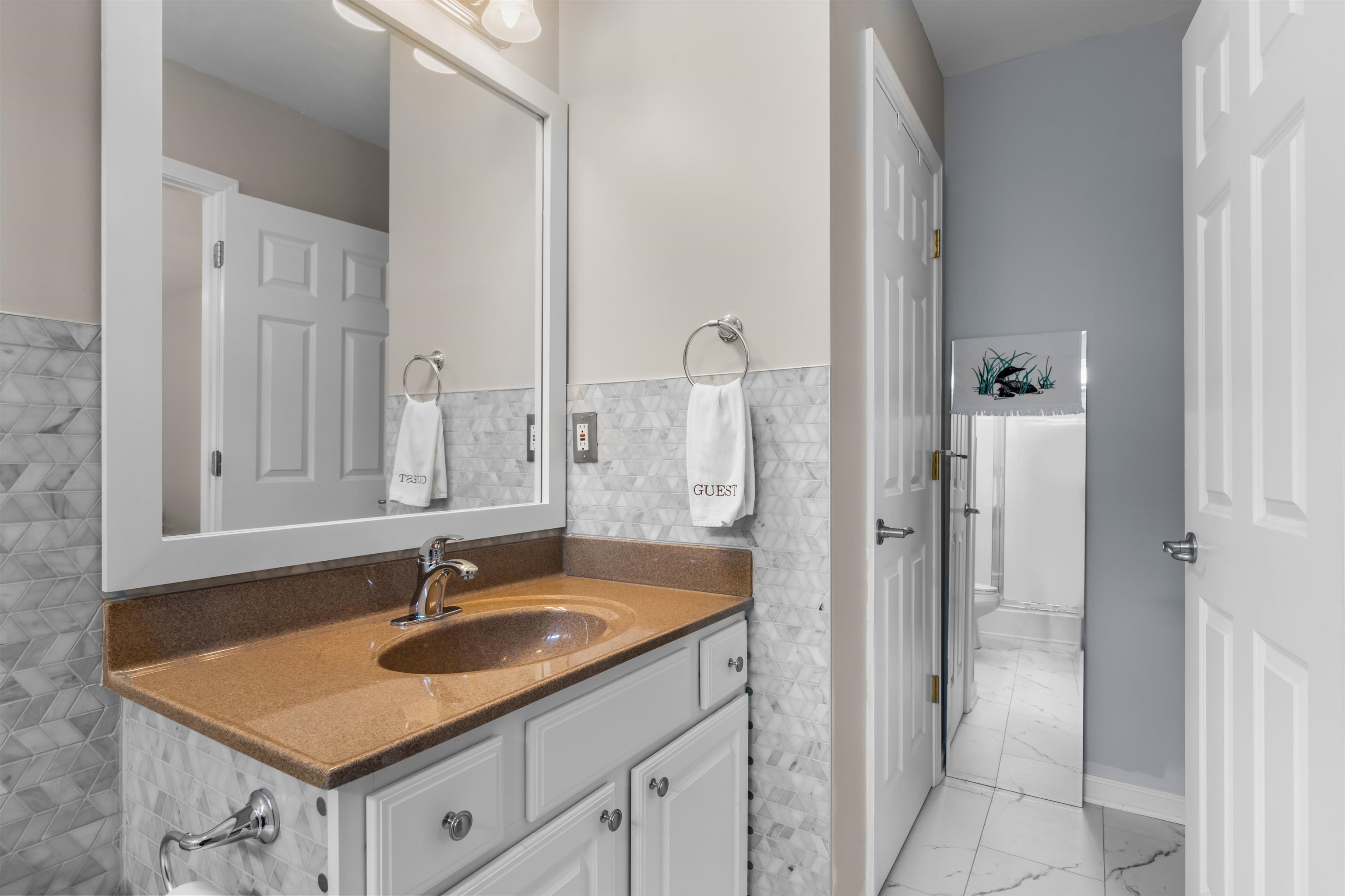 6479 Royal Pine Dr. Property Photo 19