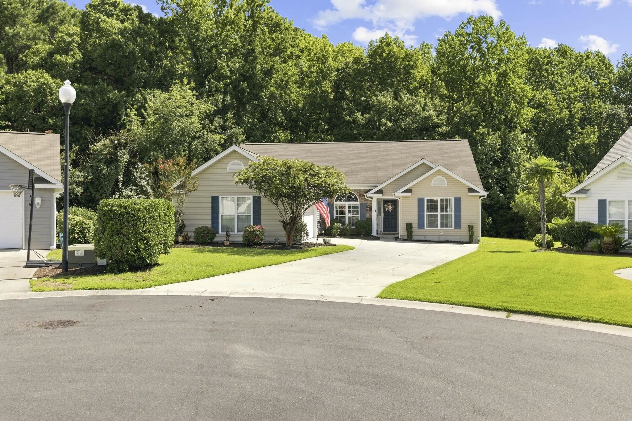 216 Collins Glen Dr.