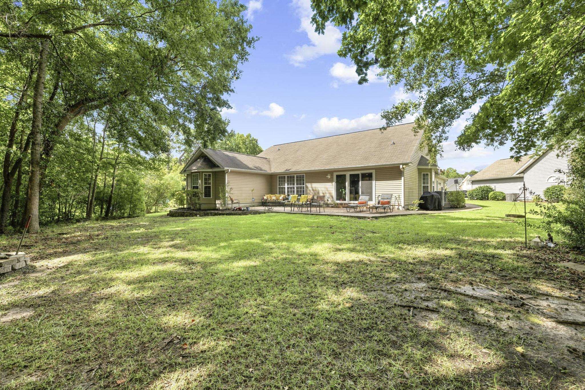 216 Collins Glen Dr. Property Photo 38