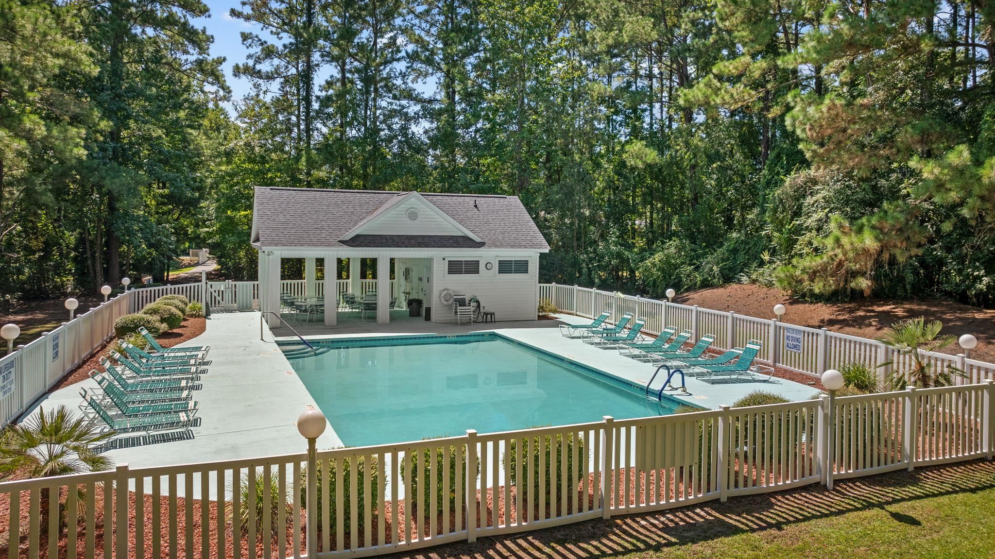 216 Collins Glen Dr. Property Photo 49