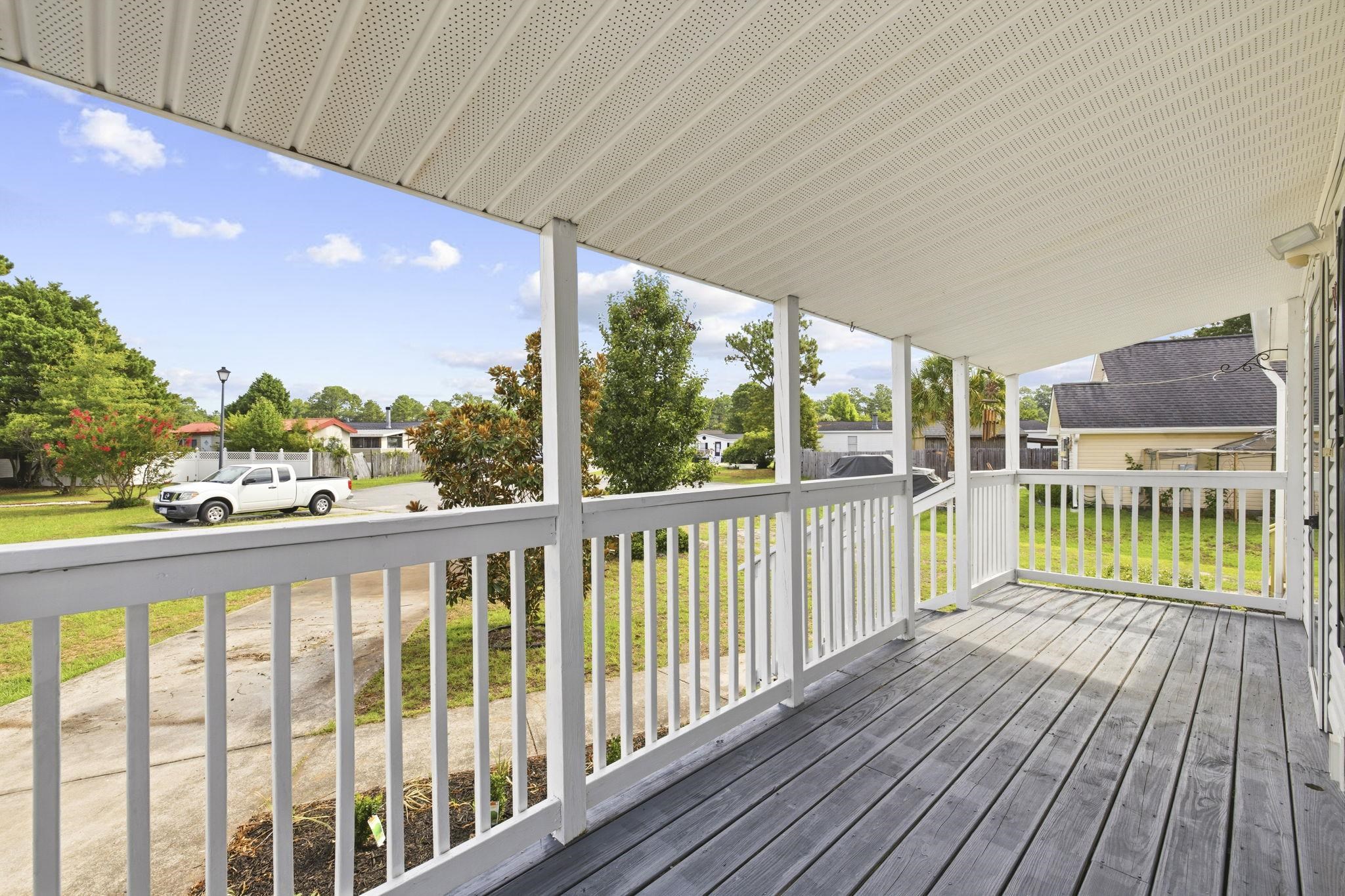 809 Larue Ct. Property Photo 4