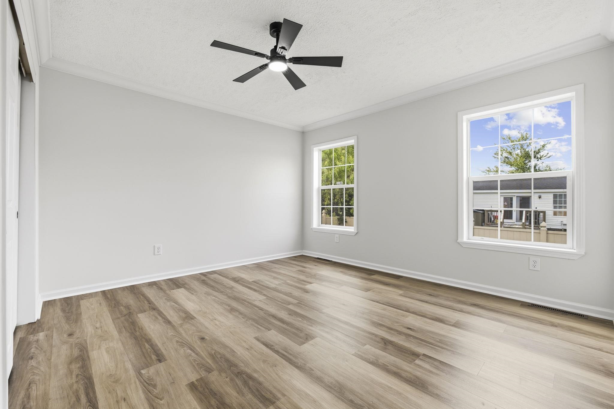 809 Larue Ct. Property Photo 14