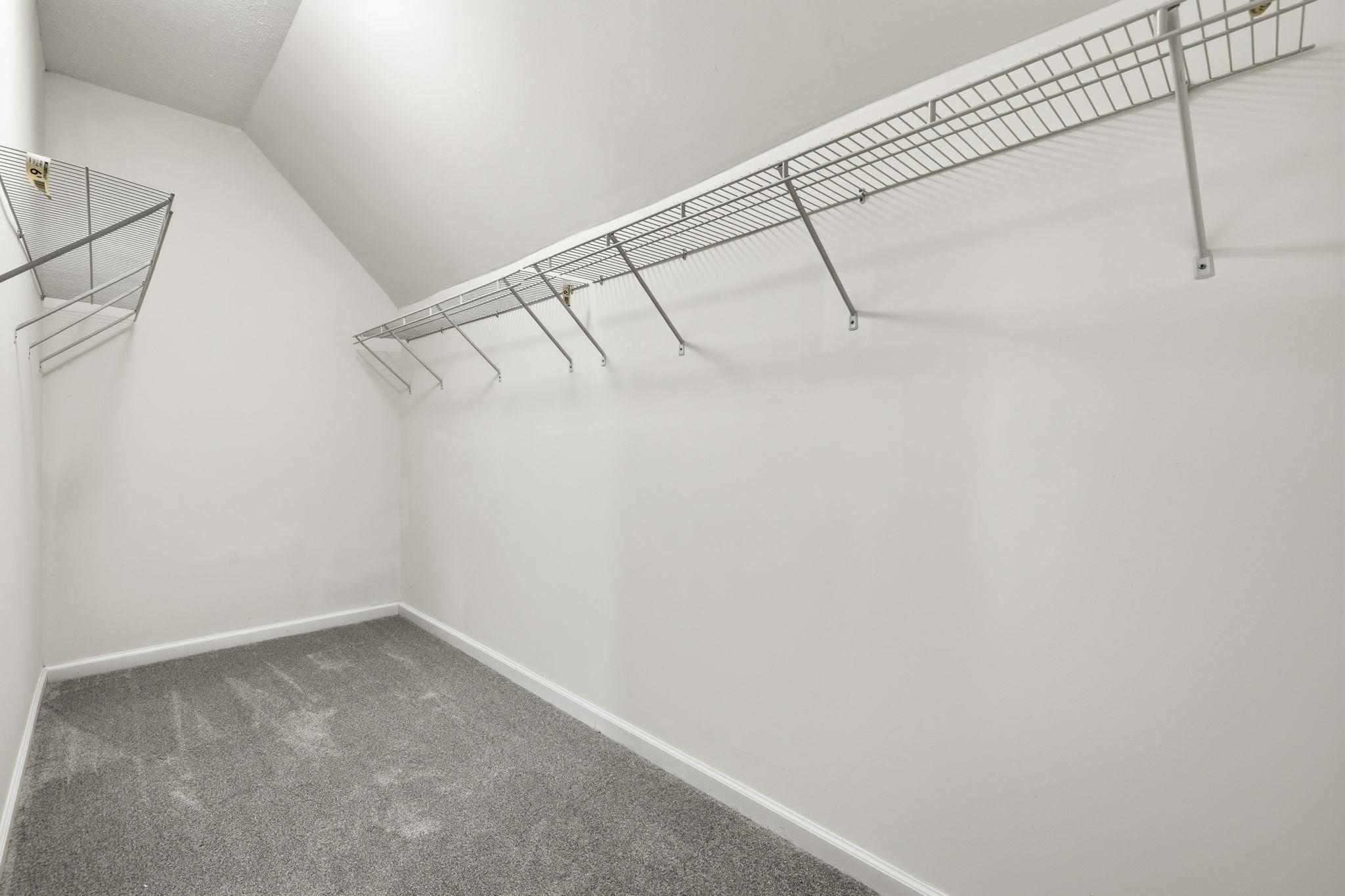 809 Larue Ct. Property Photo 27