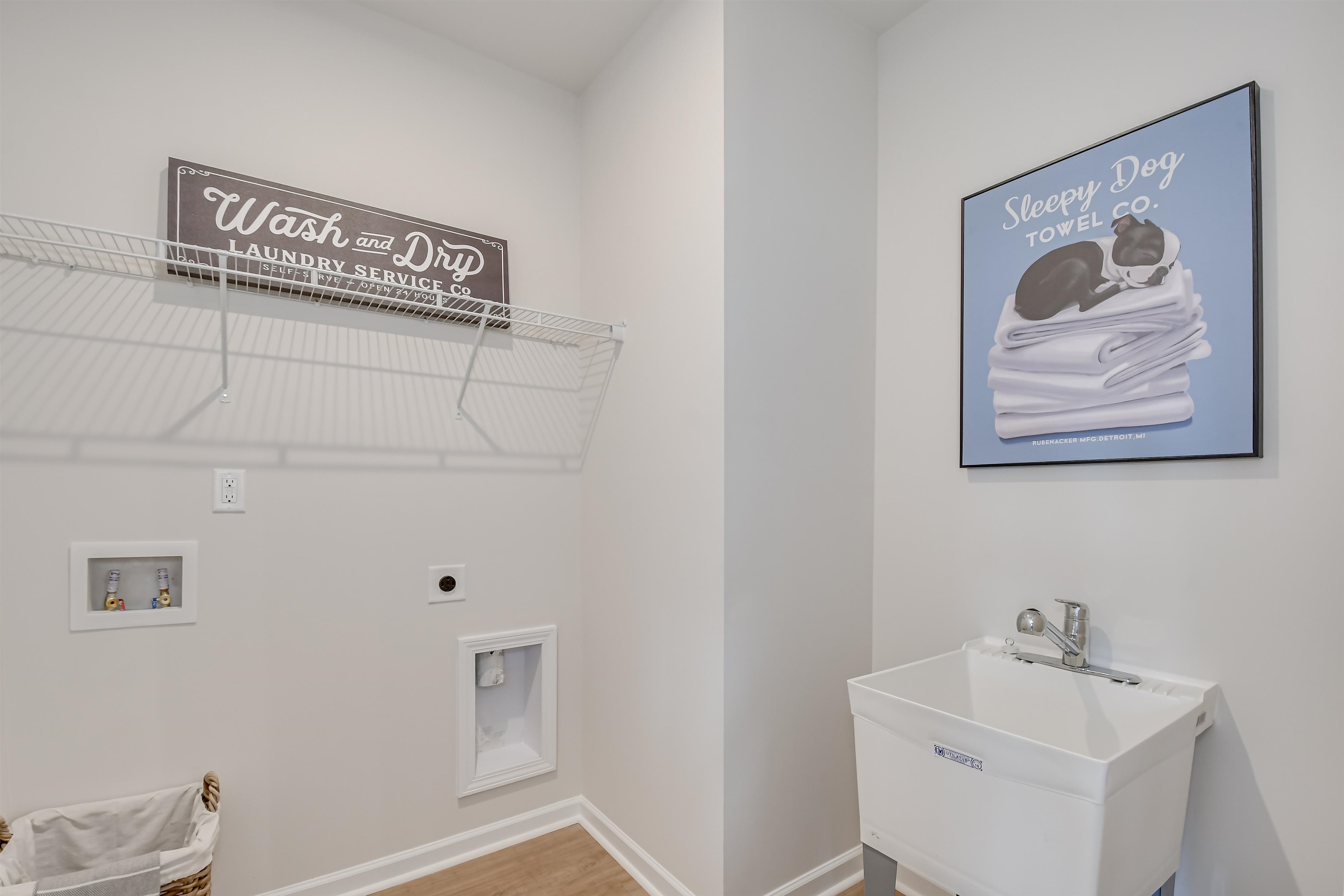 151 Avery Woods Dr. Property Photo 28