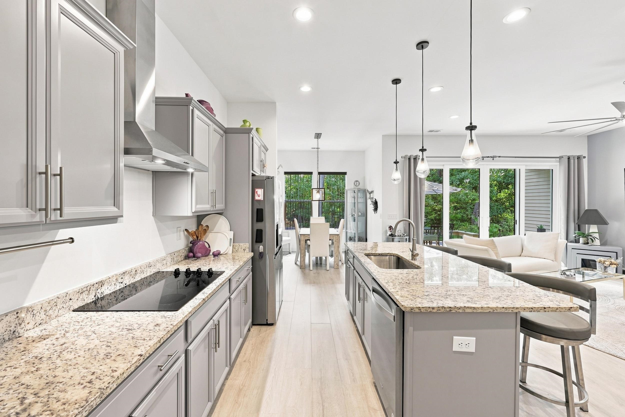 506 Bumble Circle Property Photo 12
