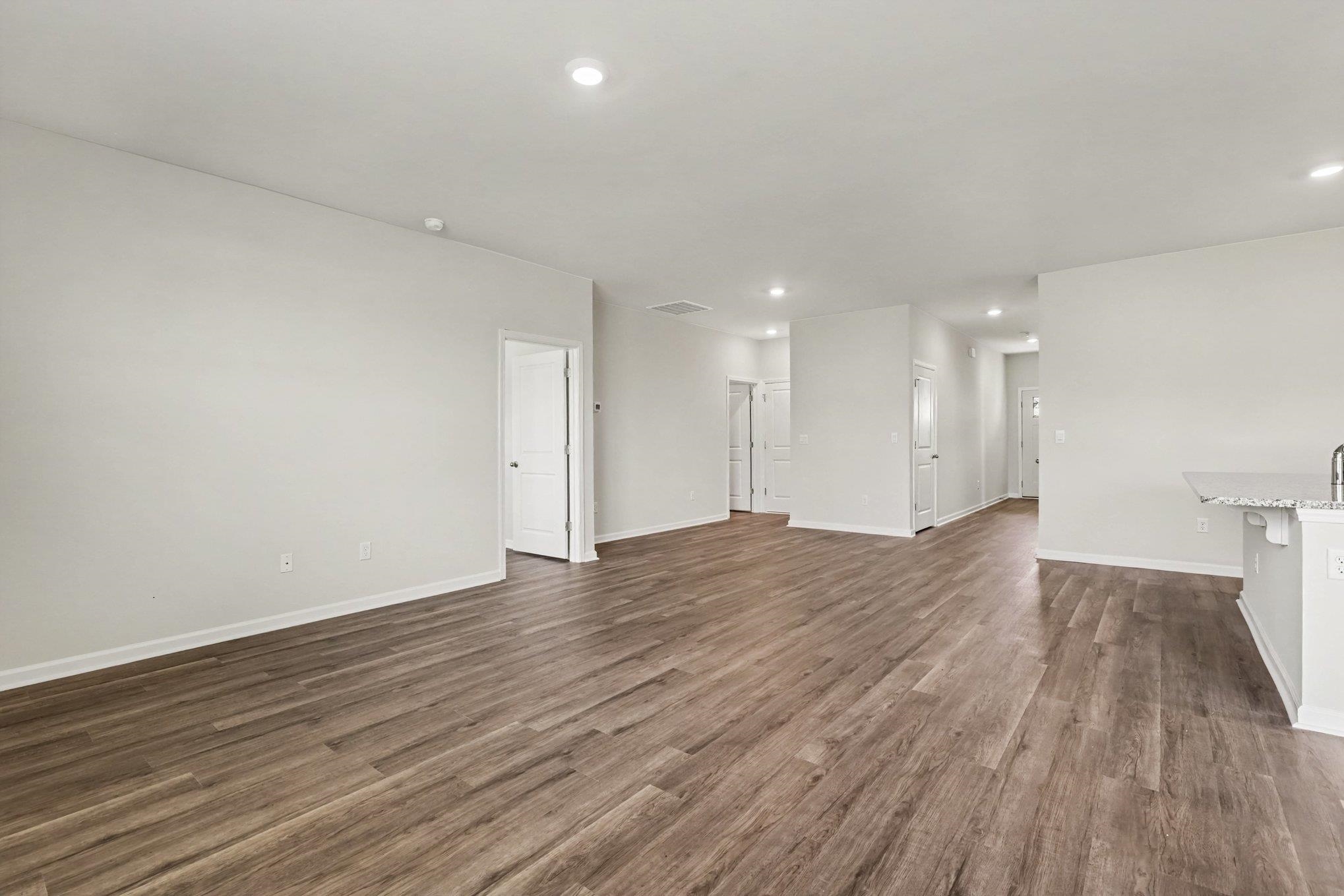 283 Ridley St Property Photo 8