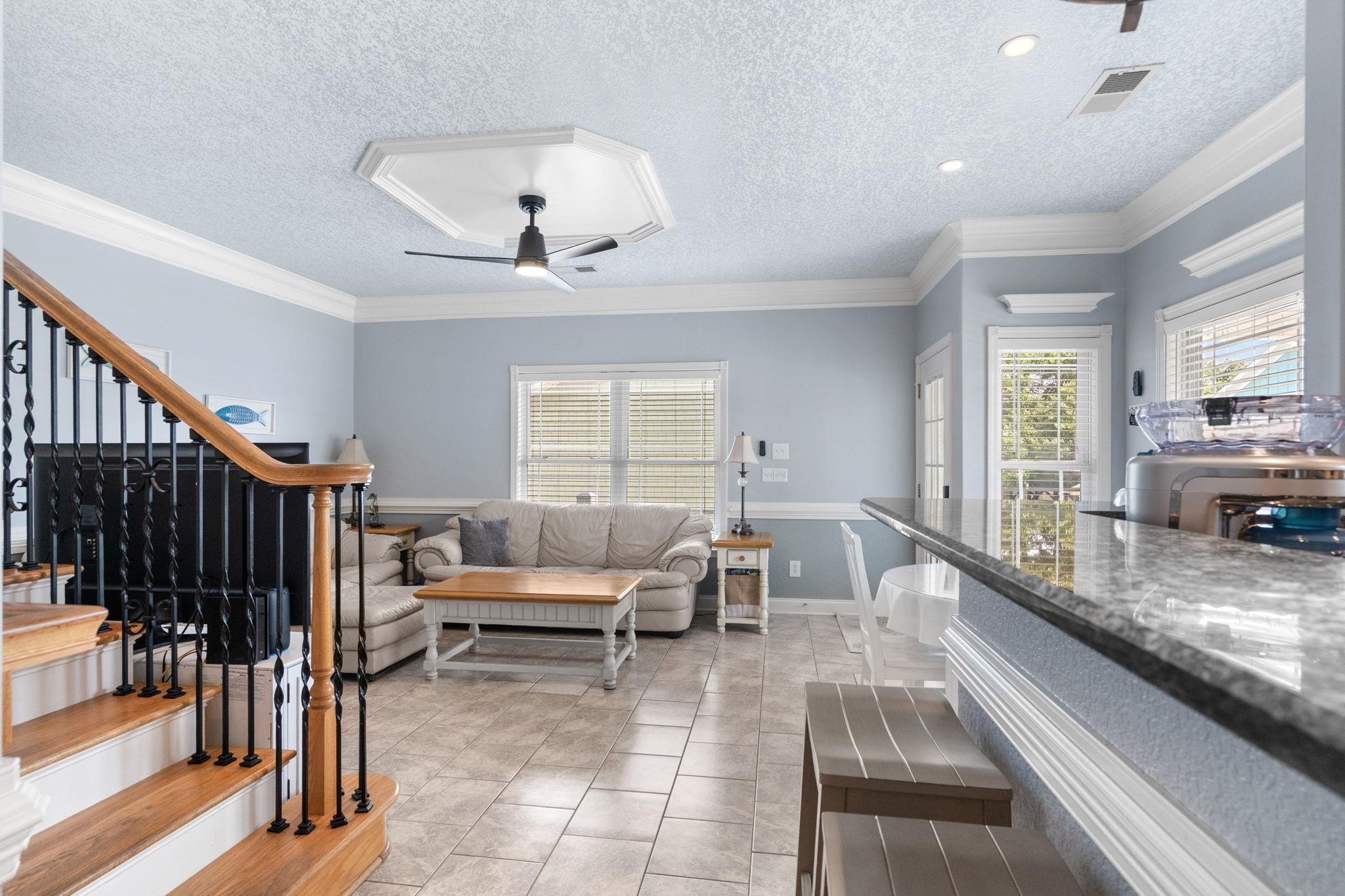6001-8022 S Kings Highway Property Photo 19