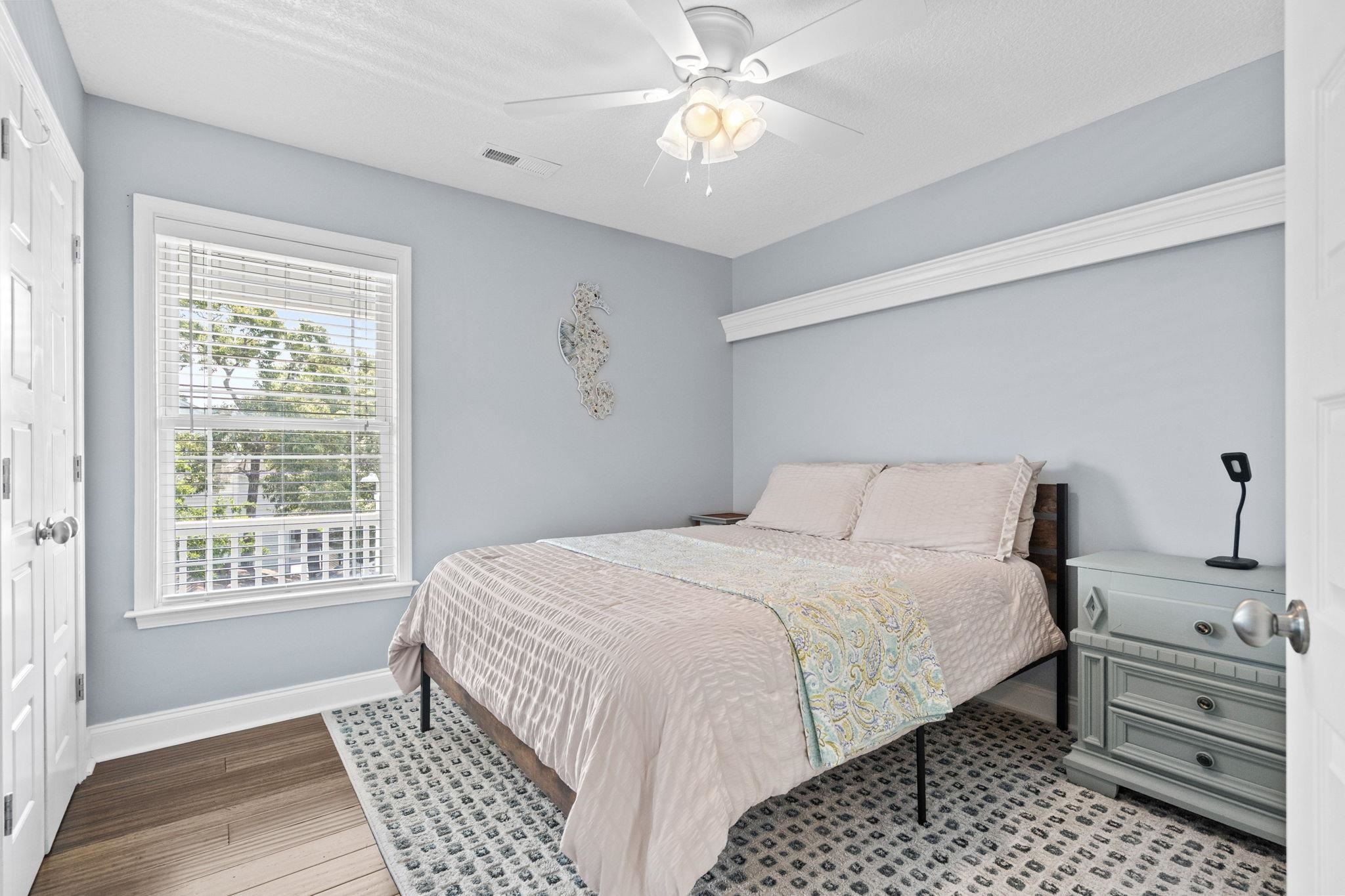 6001-8022 S Kings Highway Property Photo 47