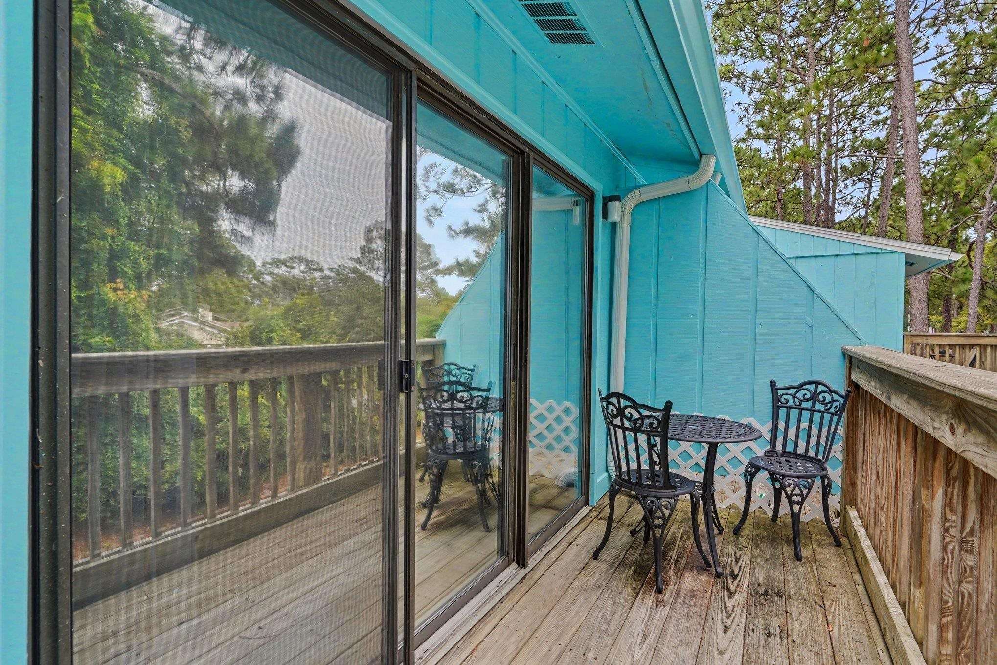 1833 Crooked Pine Dr. Property Photo 10