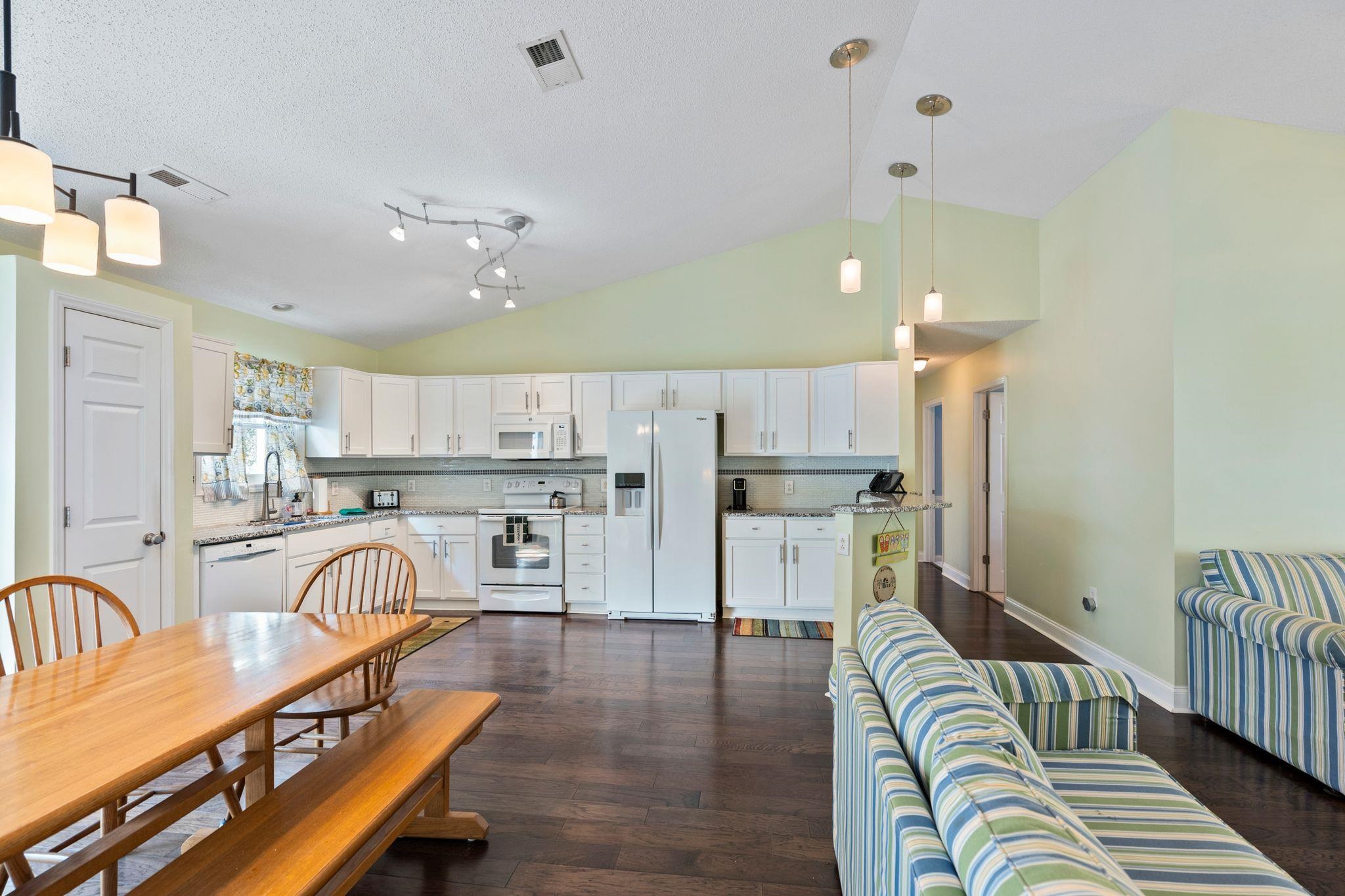 407 Coco Plum Ct. Property Photo 12