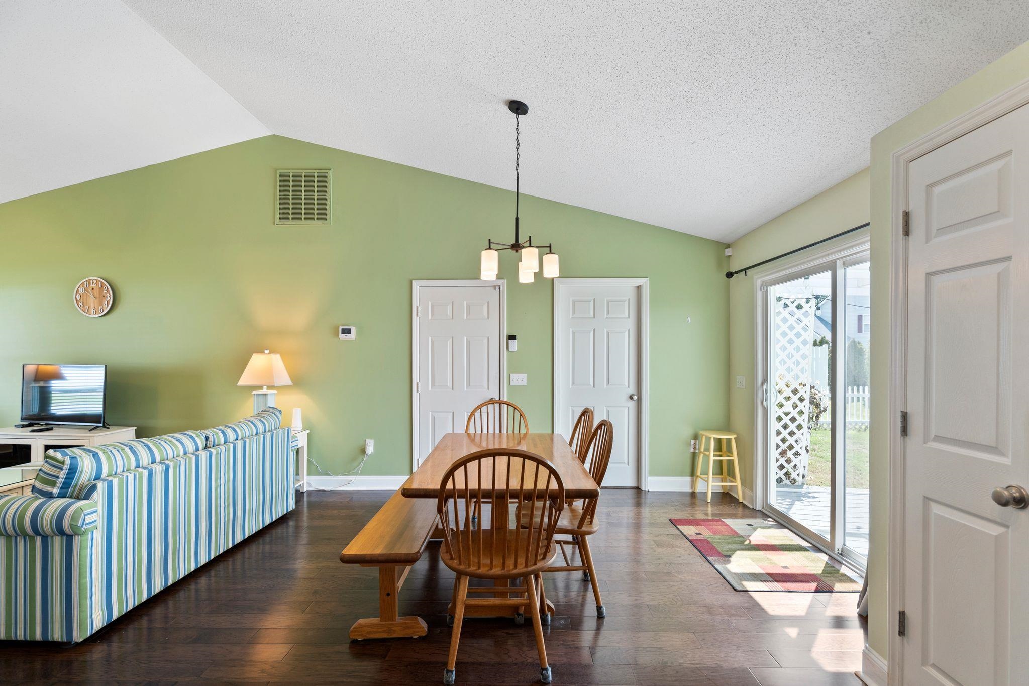 407 Coco Plum Ct. Property Photo 14