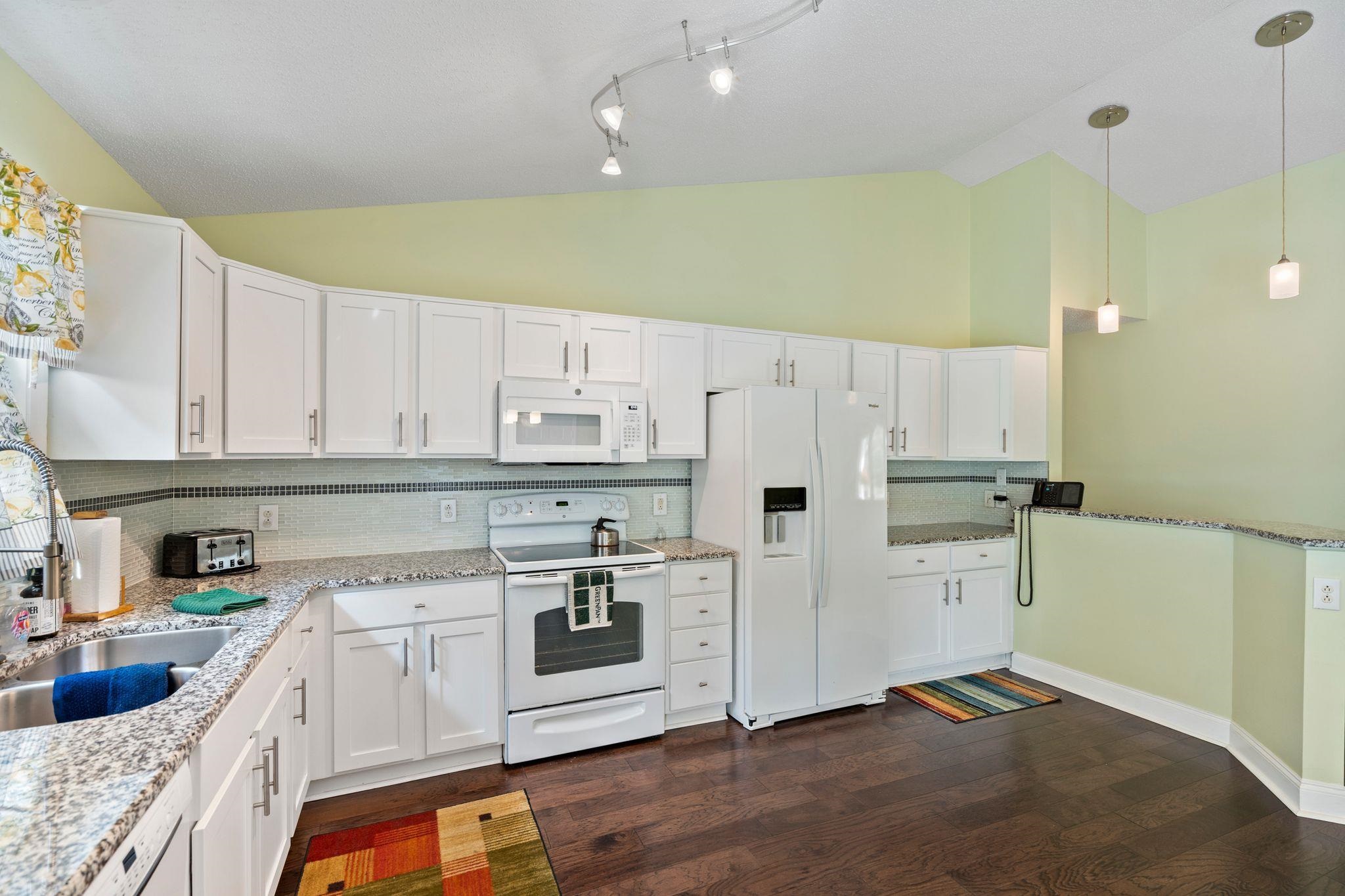 407 Coco Plum Ct. Property Photo 19
