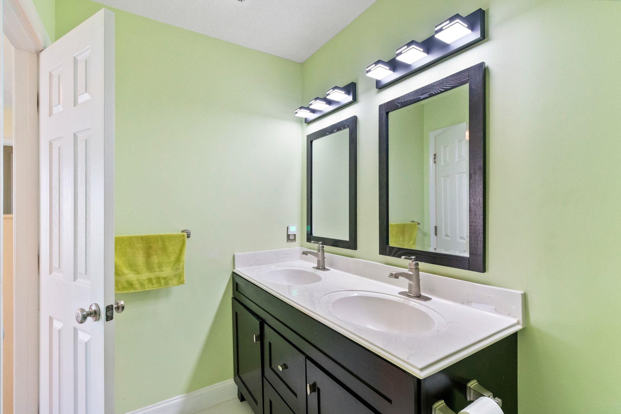 407 Coco Plum Ct. Property Photo 26