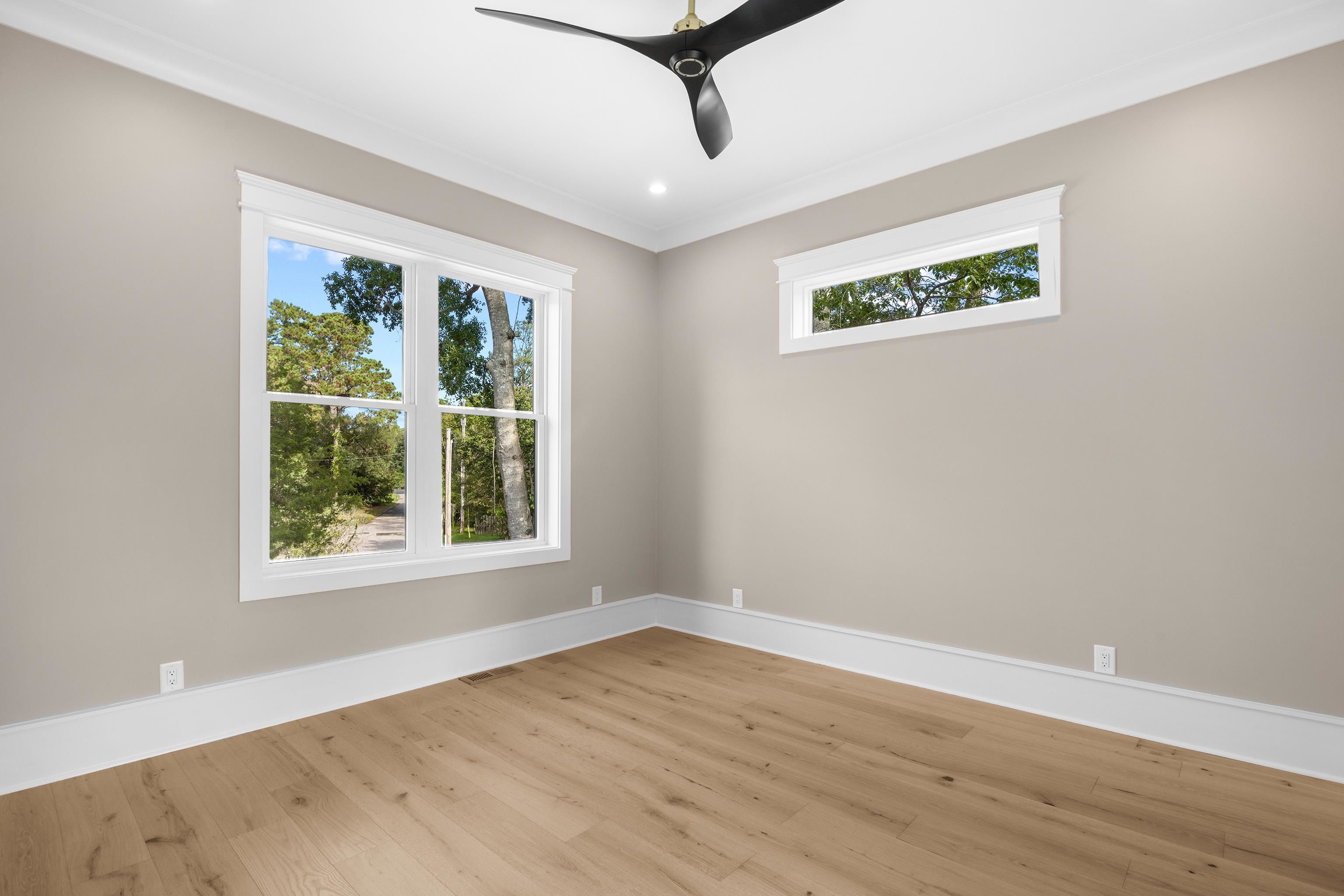 165 Melton Ave. Property Photo 23