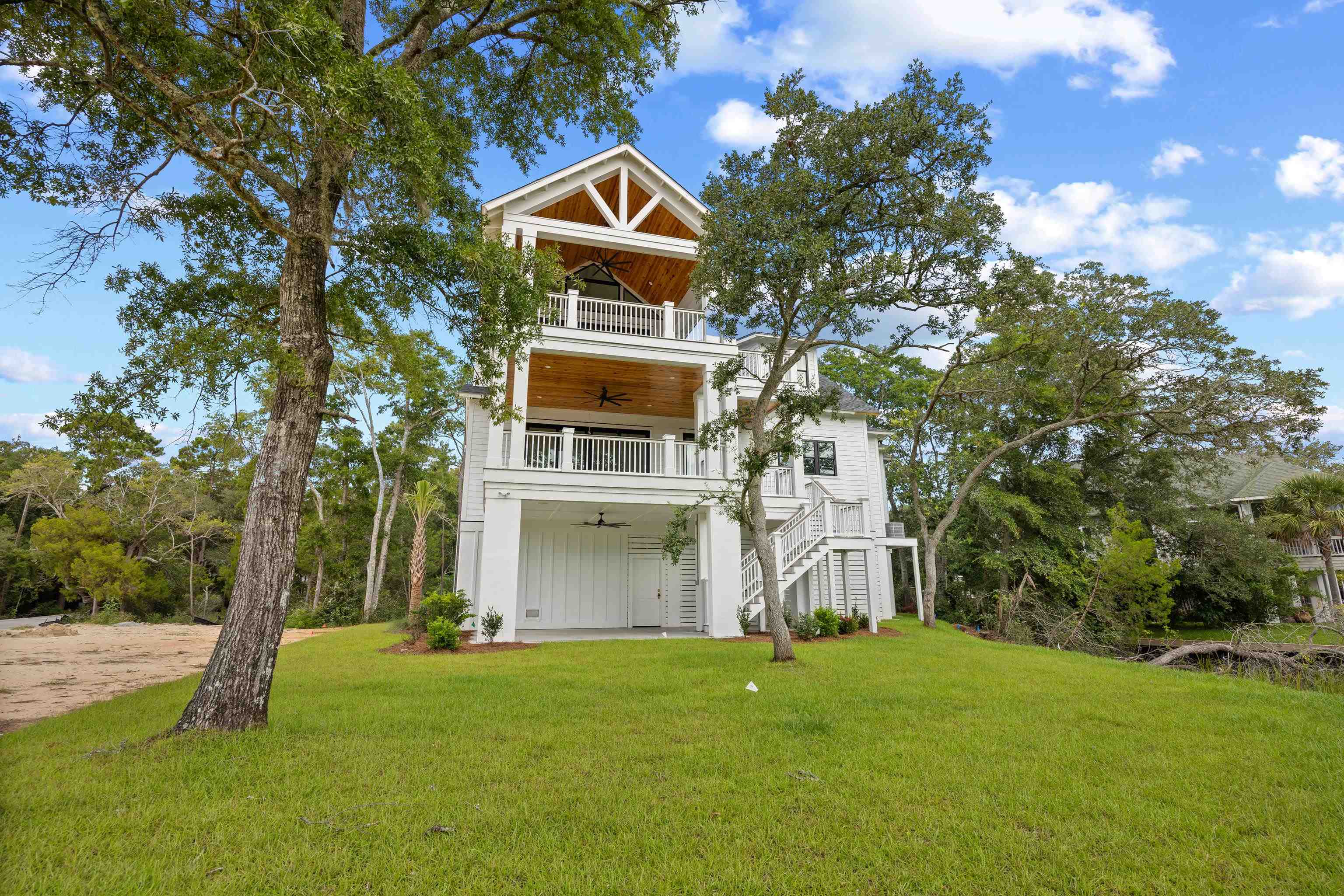 165 Melton Ave. Property Photo 40