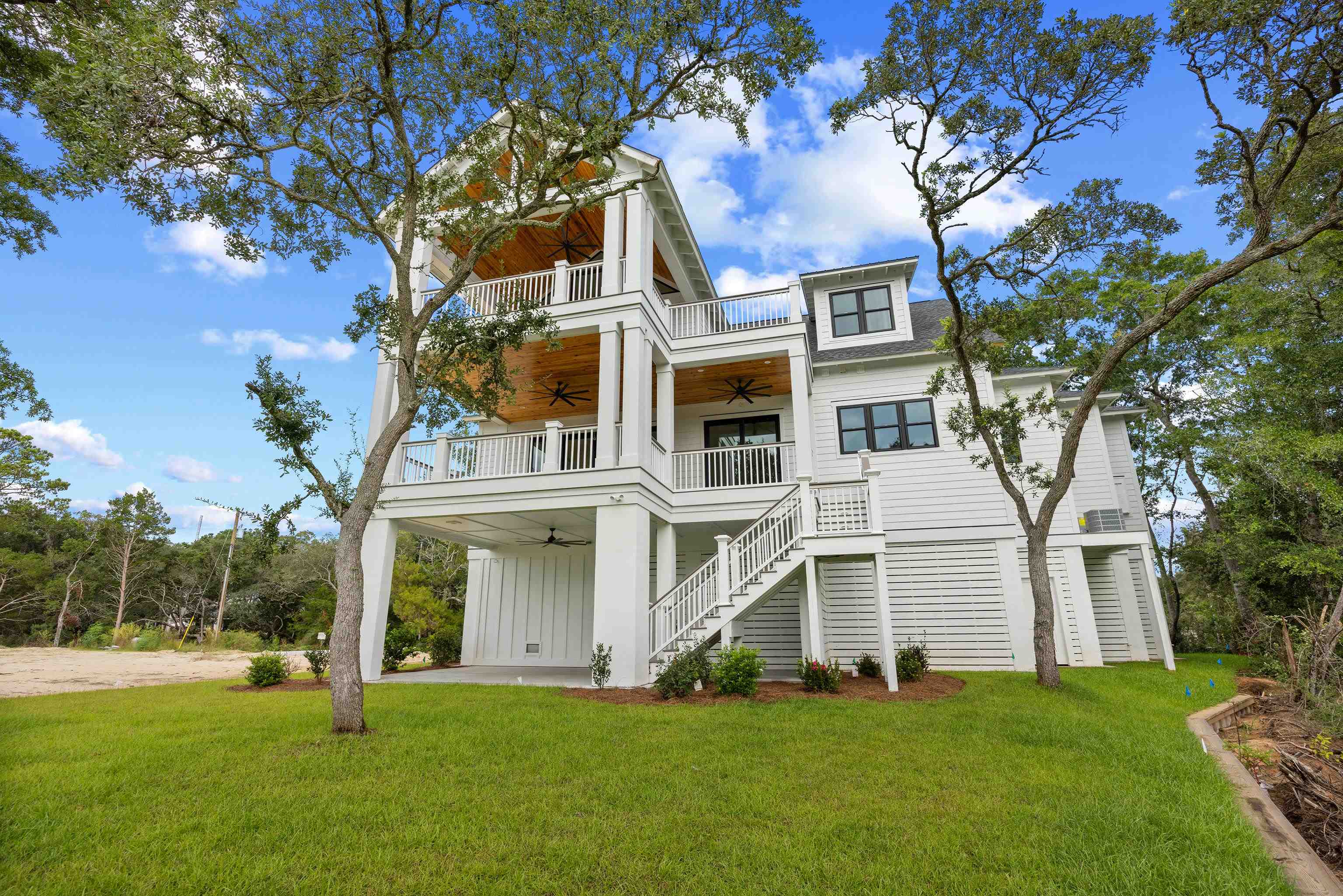 165 Melton Ave. Property Photo 41