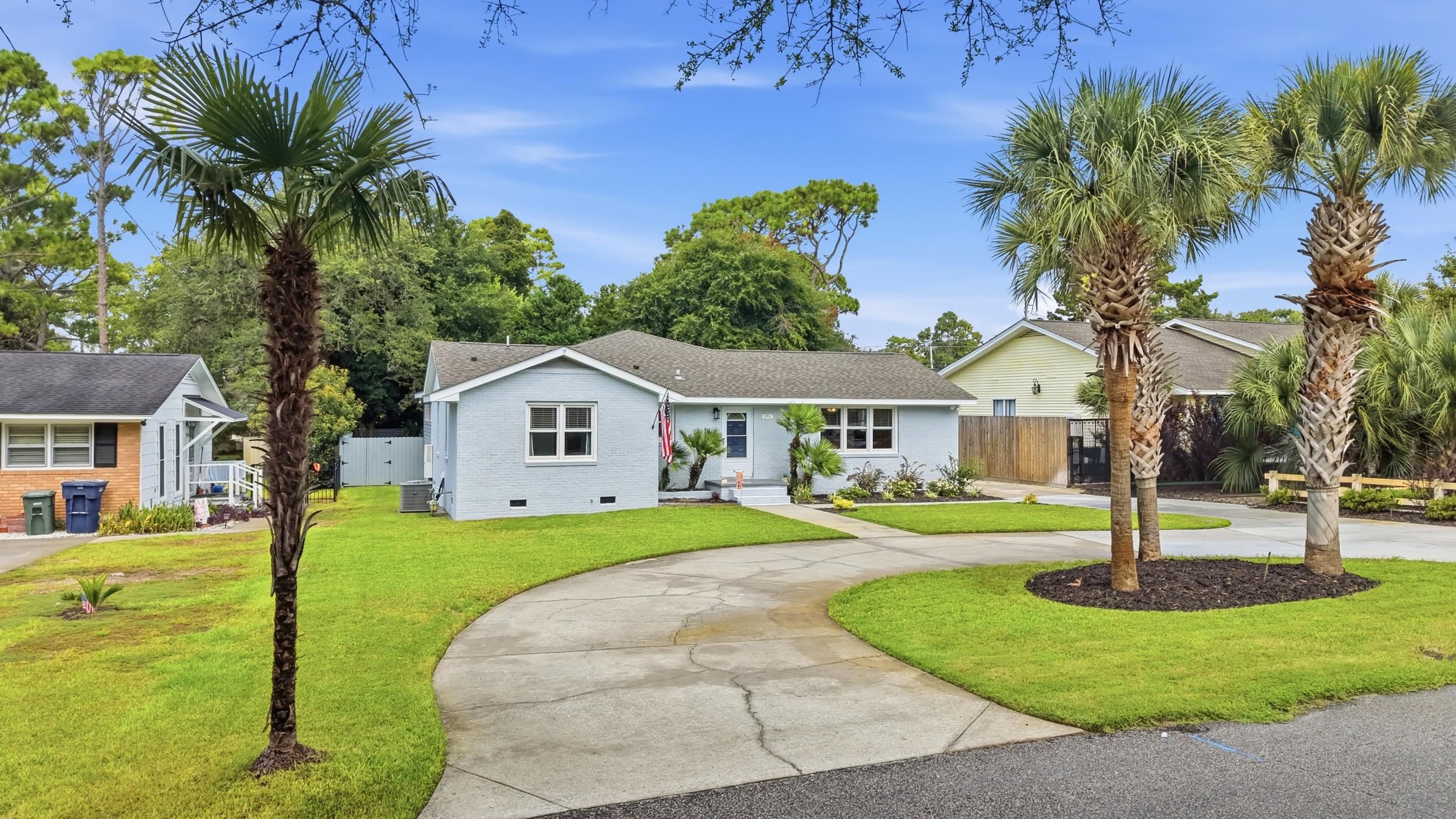7711 Woodland Dr. Property Photo 6