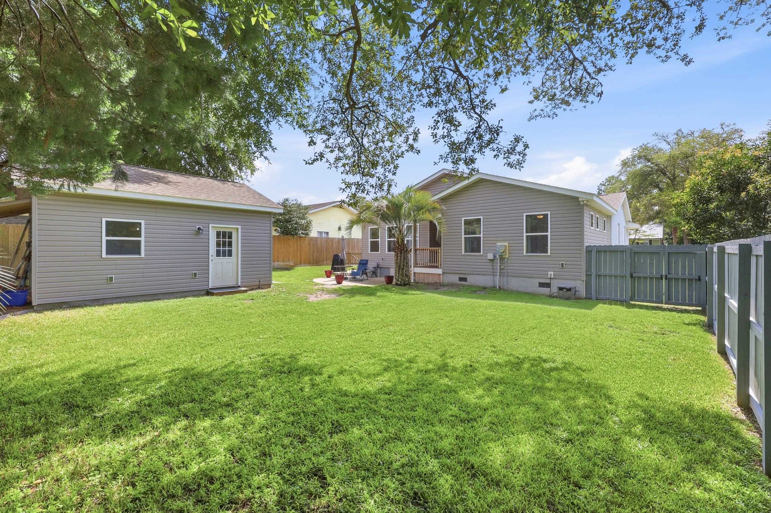 7711 Woodland Dr. Property Photo 35
