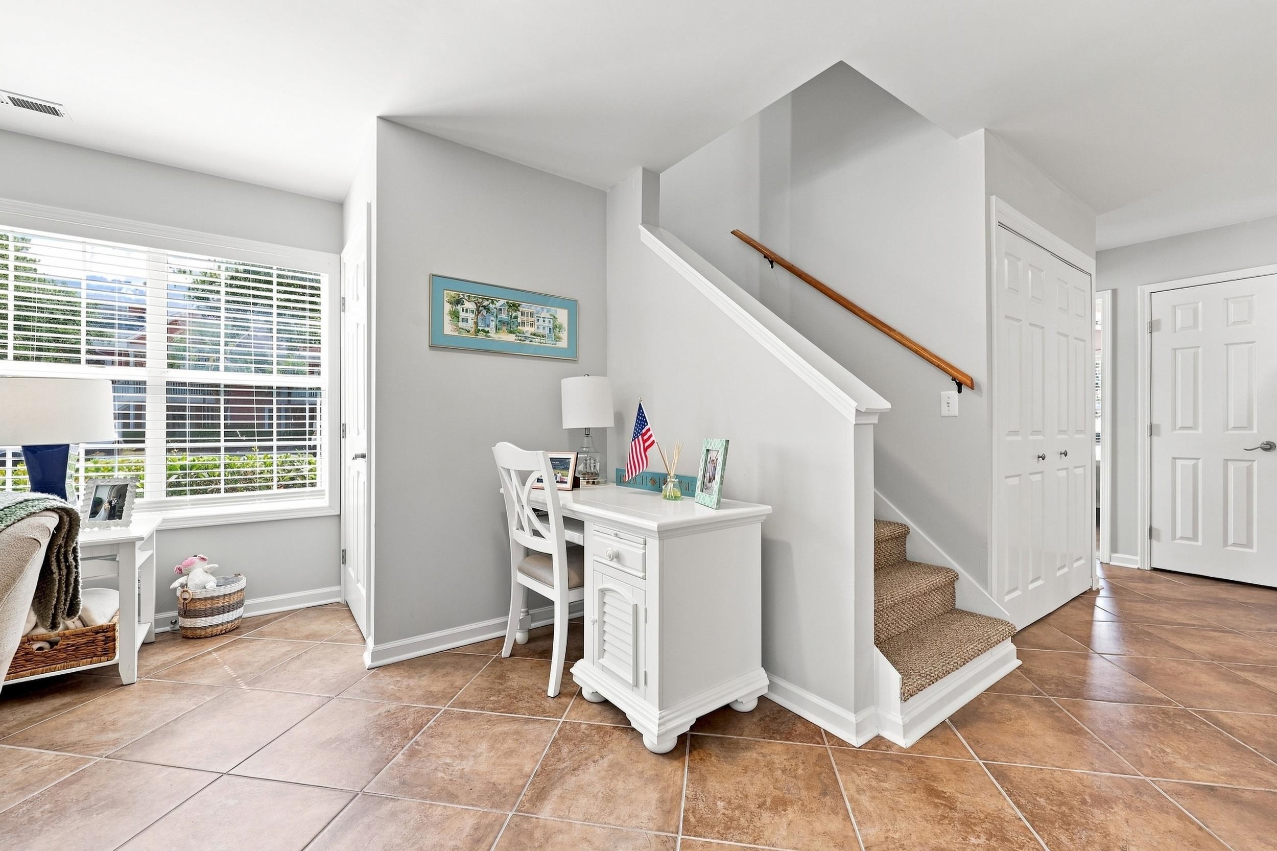 4545 Lighthouse Dr. Property Photo 8