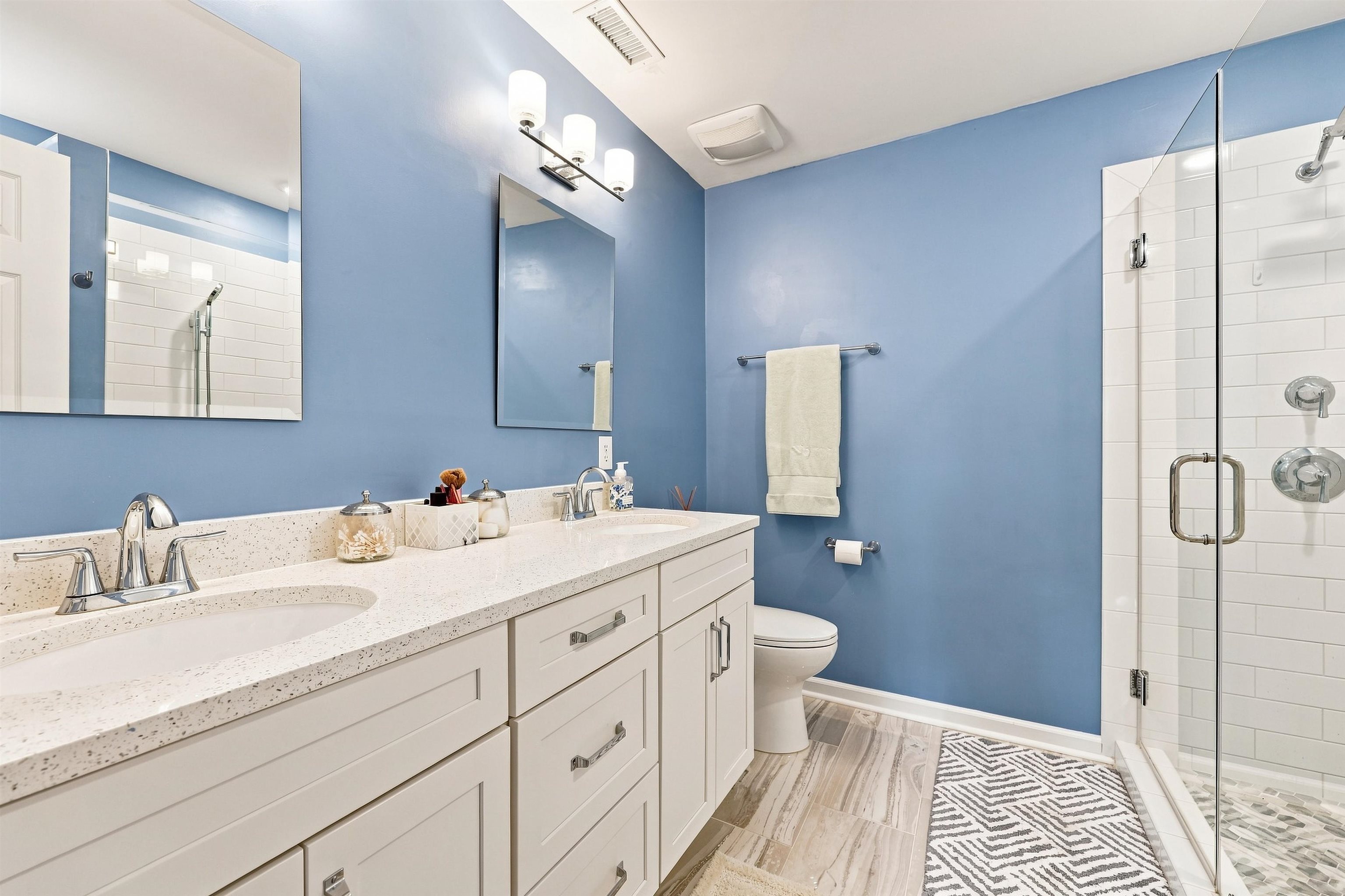 4545 Lighthouse Dr. Property Photo 11