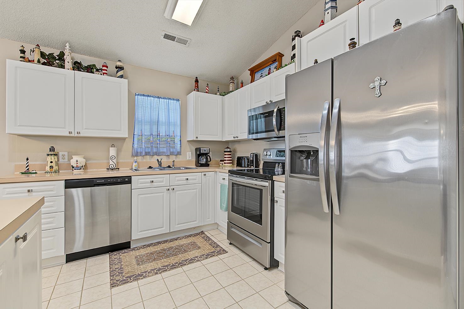 9915 Largo Ct. Property Photo 23