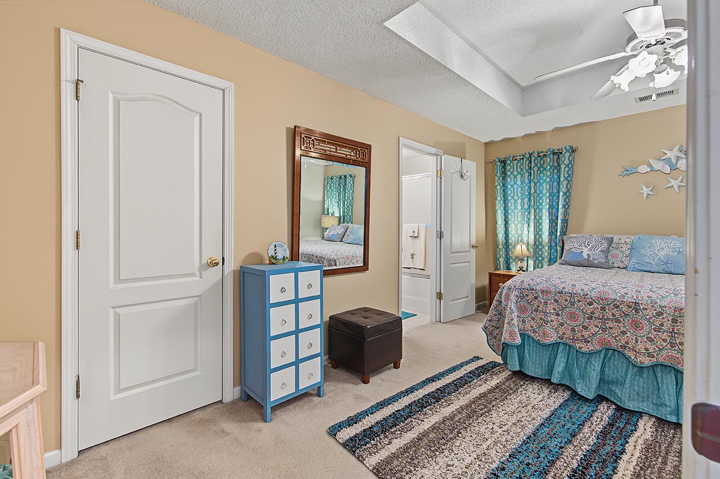 9915 Largo Ct. Property Photo 32